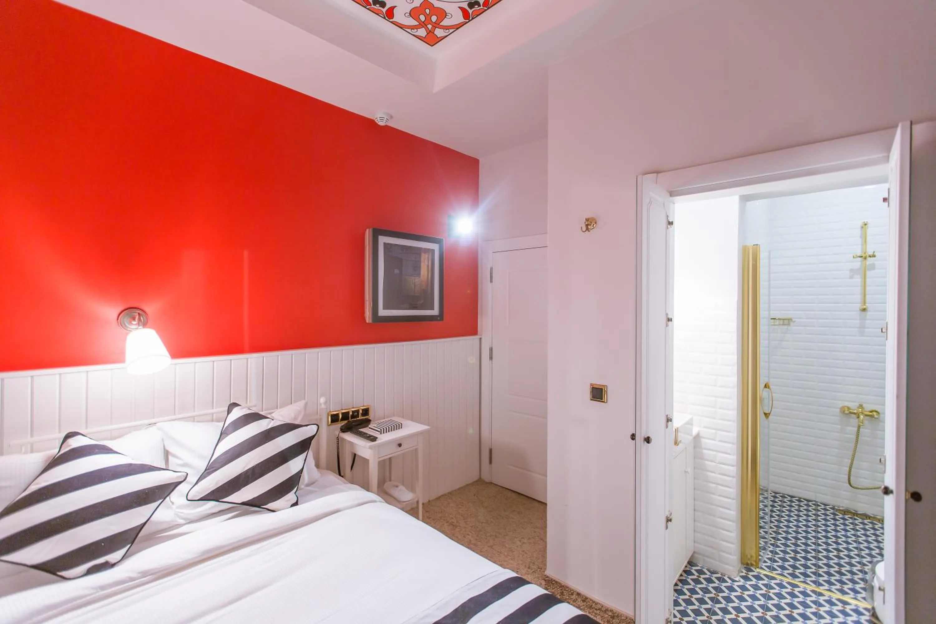 Photo of the whole room, Bed in Araf Hotel