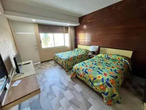 Standard Twin Room with Garden View in Hotel De Cima Beach Club Standard Twin Room with Garden View in Hotel De Cima Beach Club