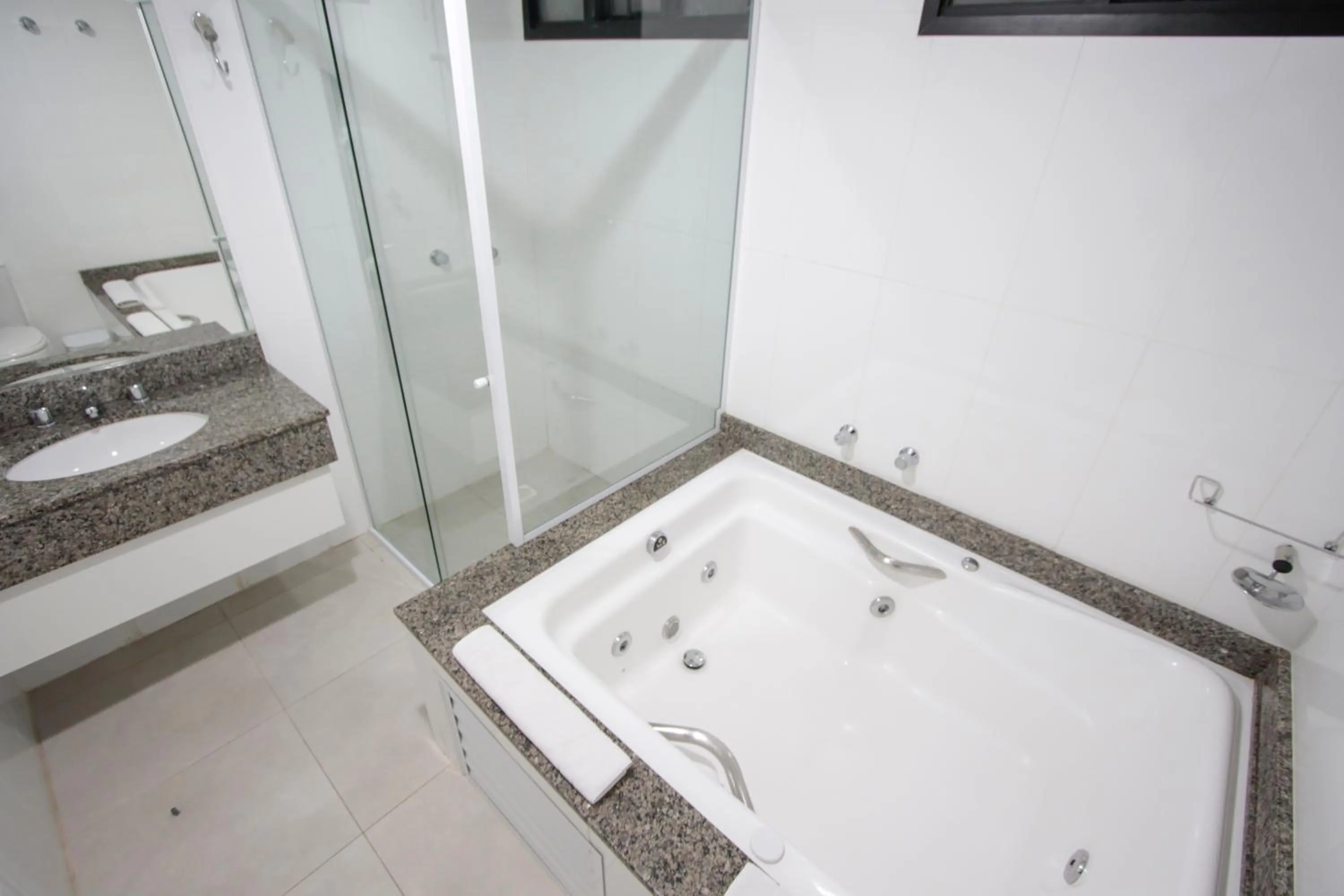 Bathroom in Life Hotel Torres