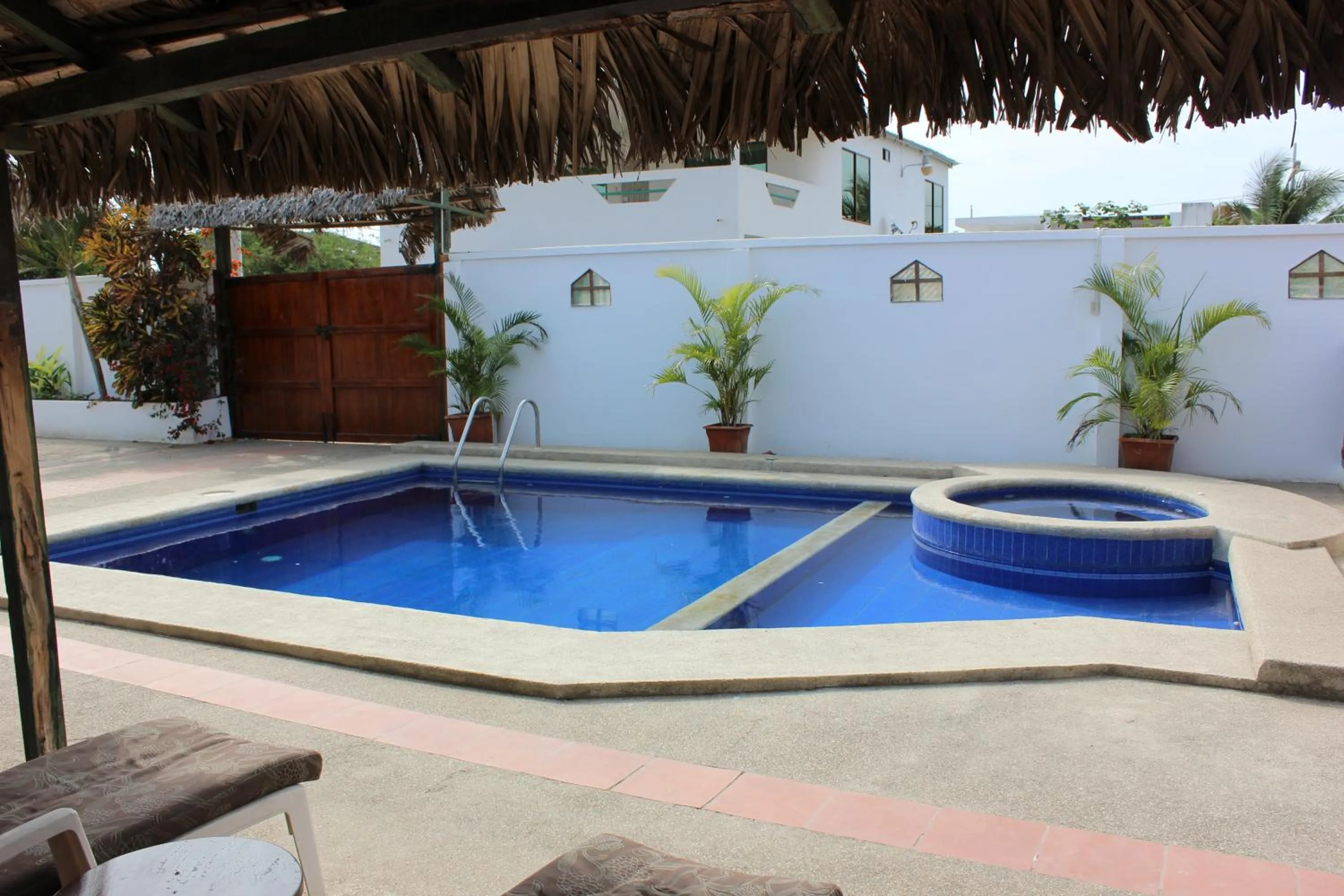 Swimming pool in Casa Aventura