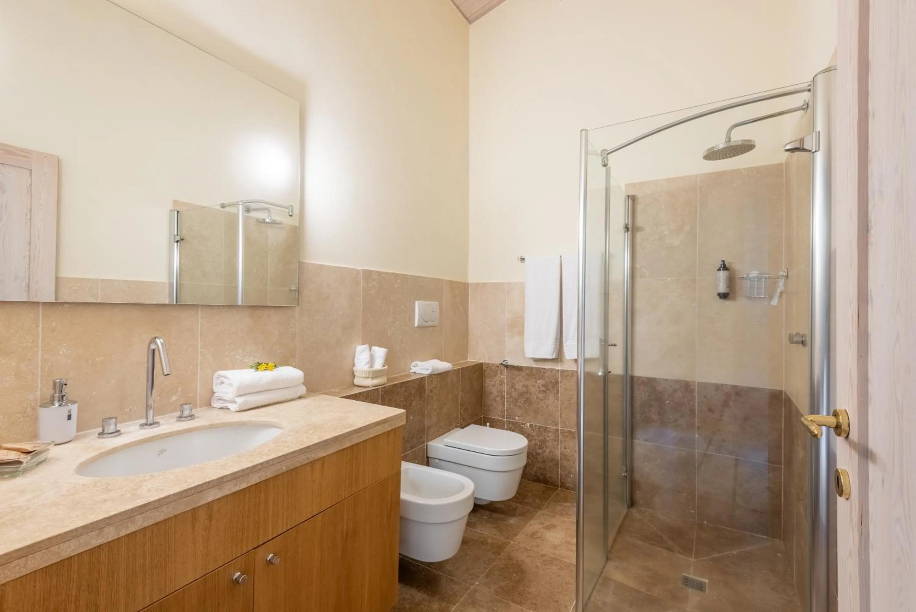 Shower in Cignella Resort