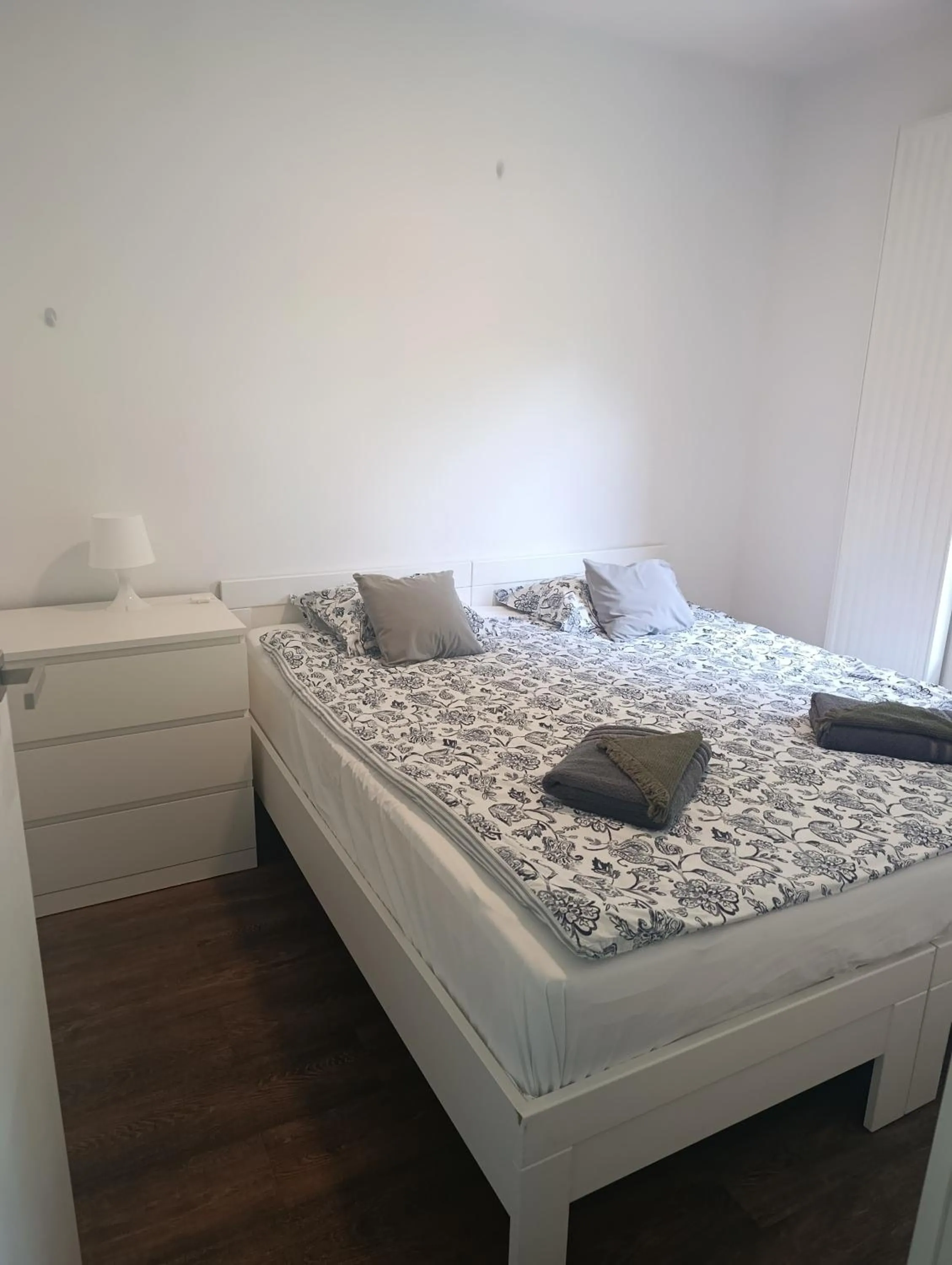 Bed in Cube Apartamenty