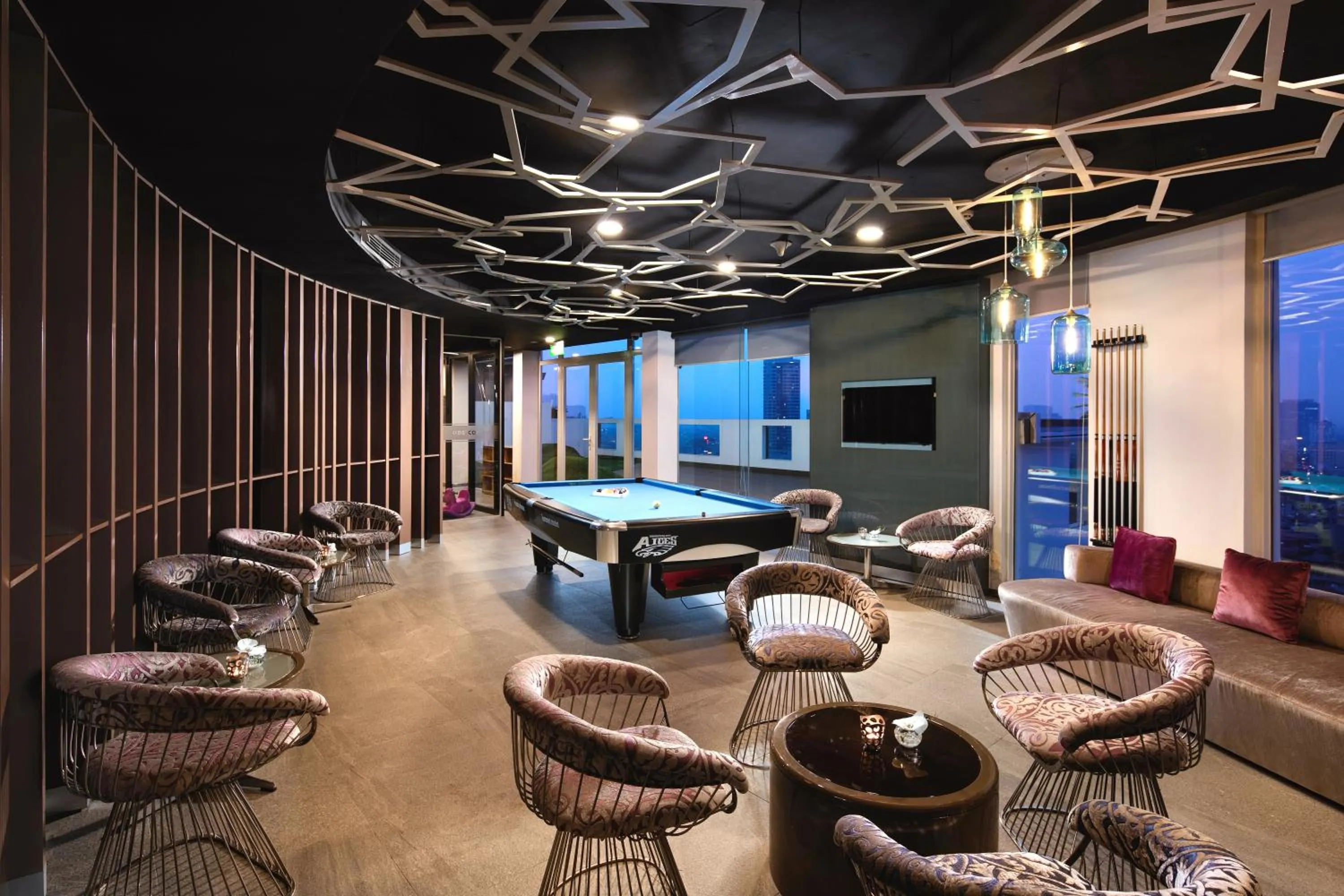 Lounge or bar in Novotel Suites Hanoi