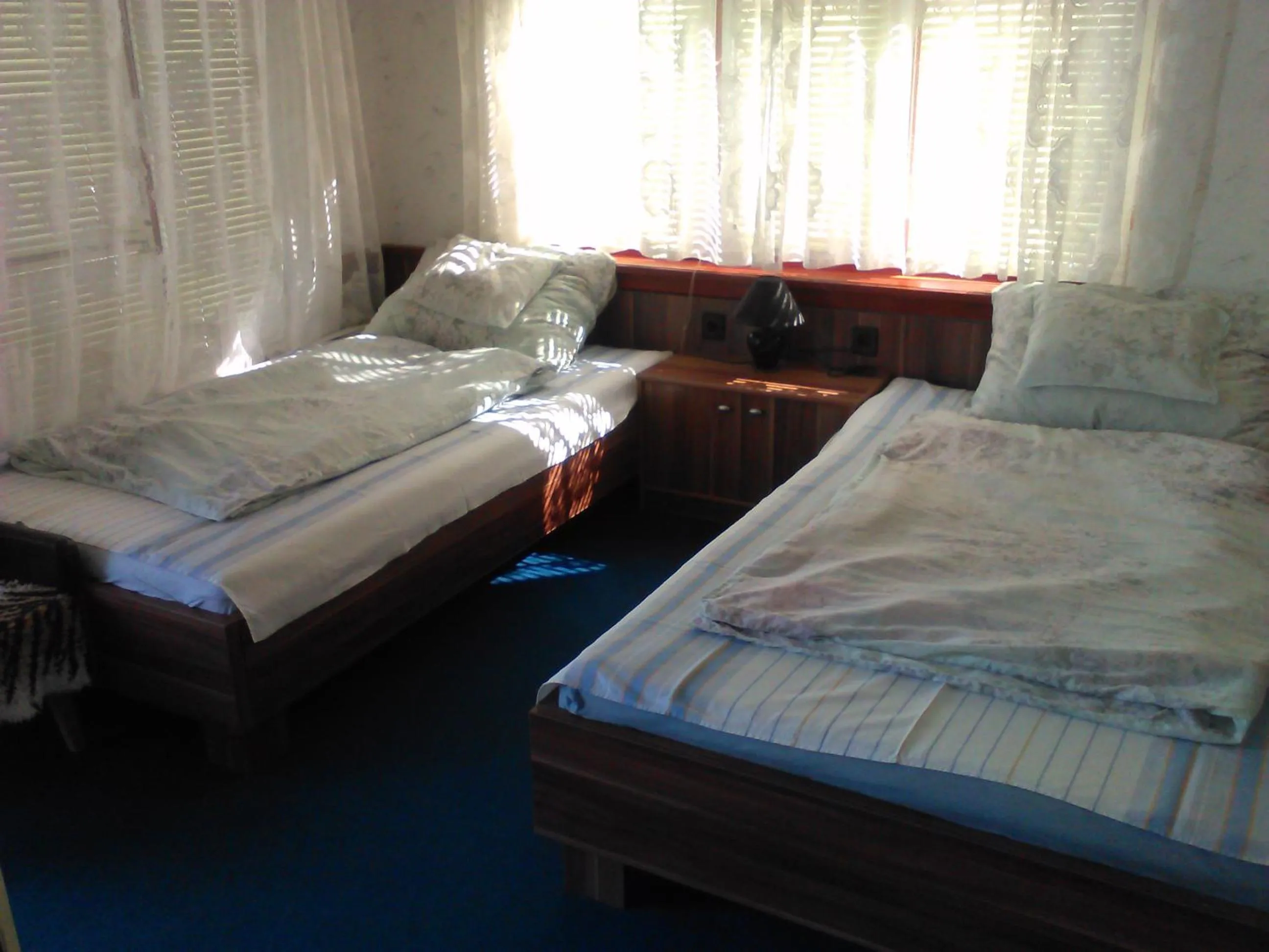 Bedroom, Bed in Family Home Apartment