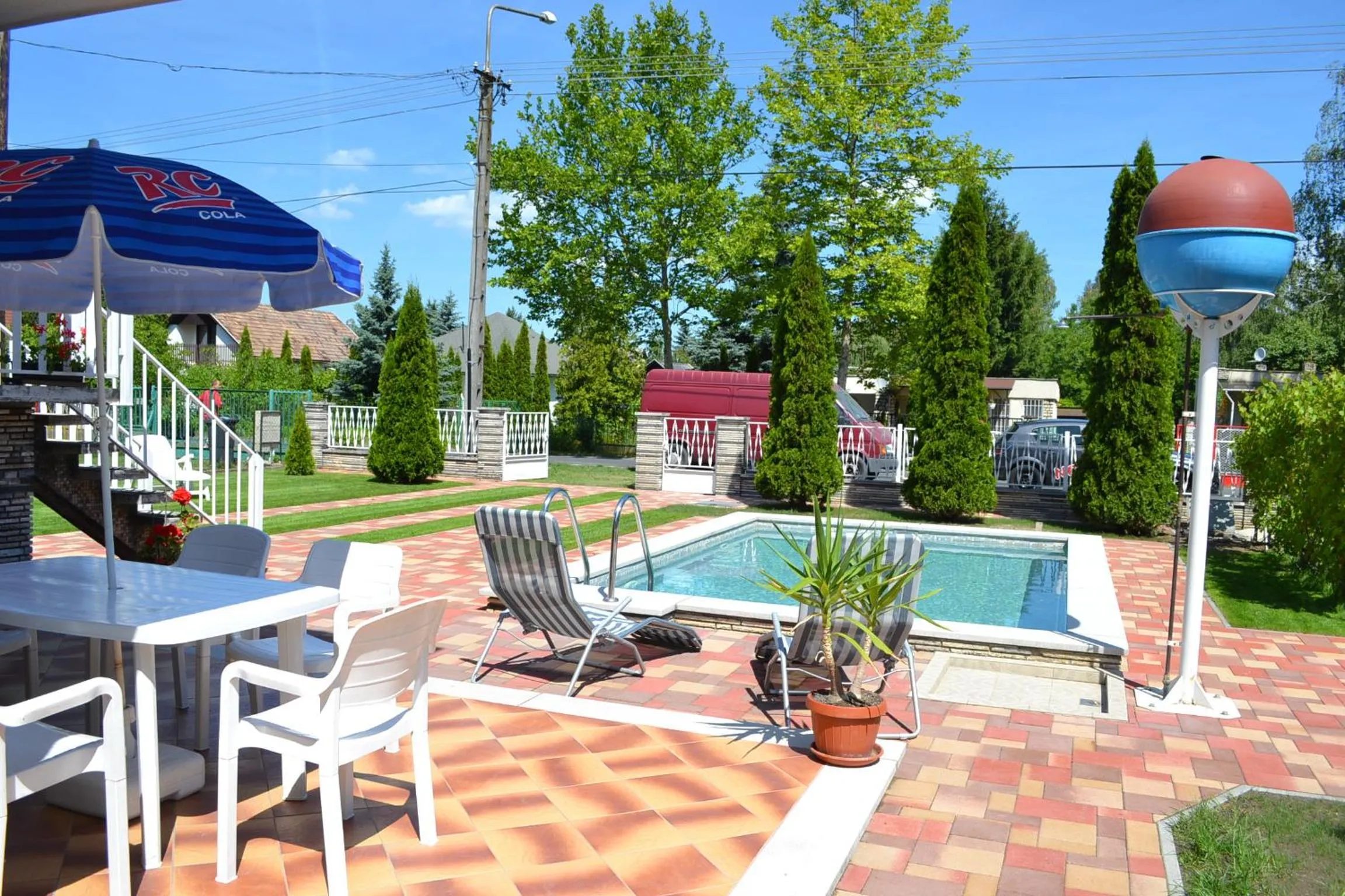 Swimming pool in Family Home Apartment