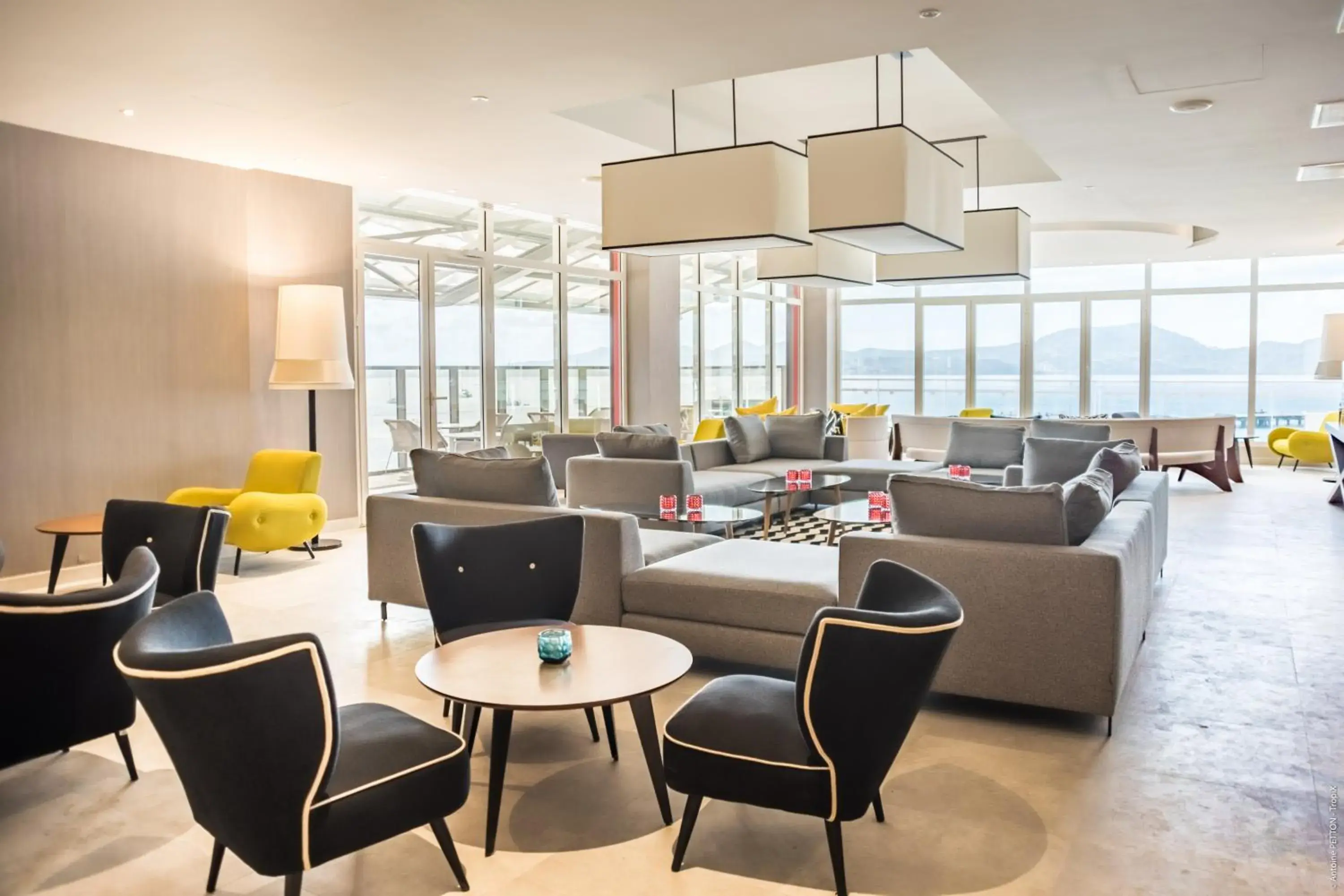 Lounge or bar in Simon Hotel Lounge or bar in Simon Hotel