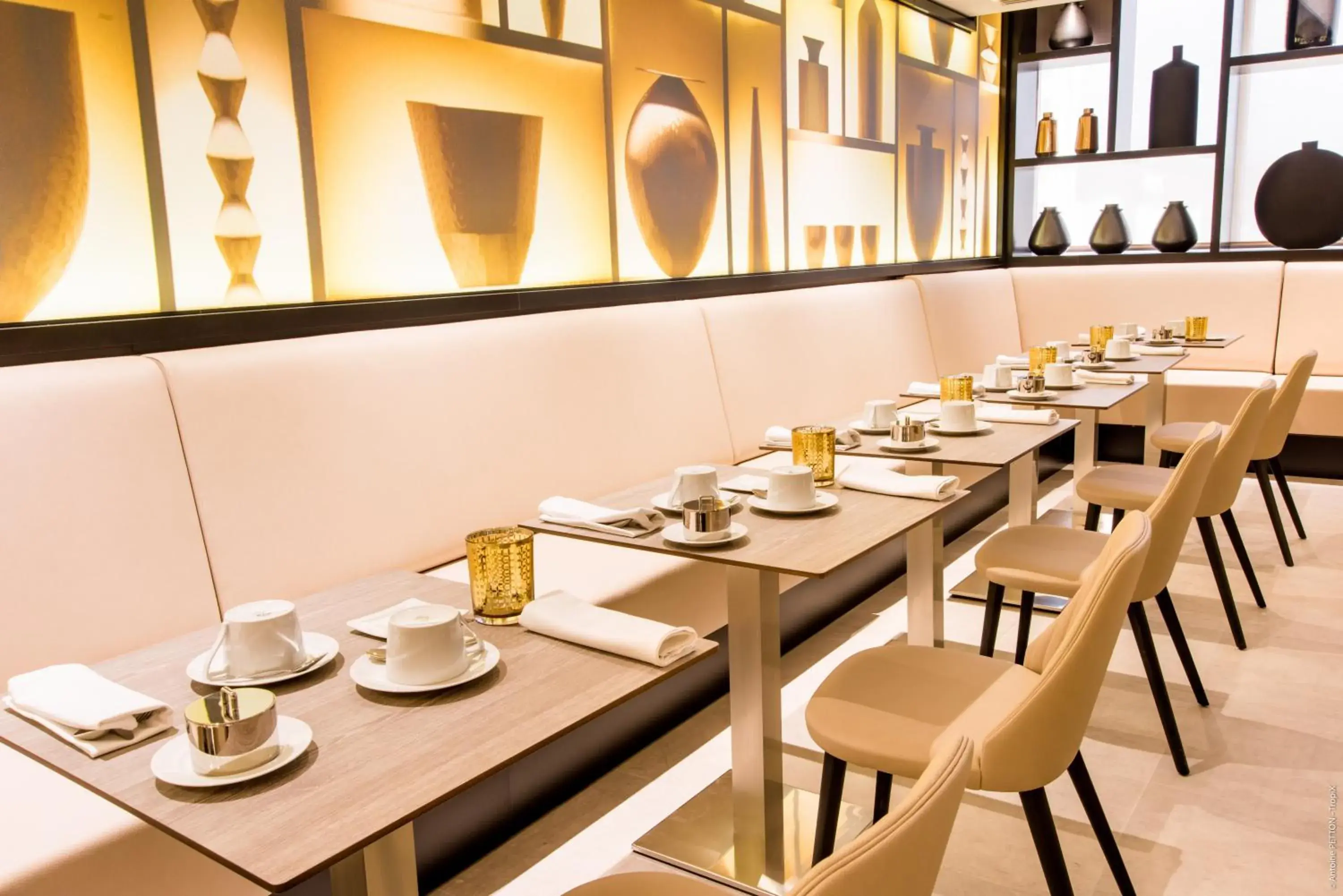 Restaurant/places to eat in Simon Hotel Restaurant/places to eat in Simon Hotel