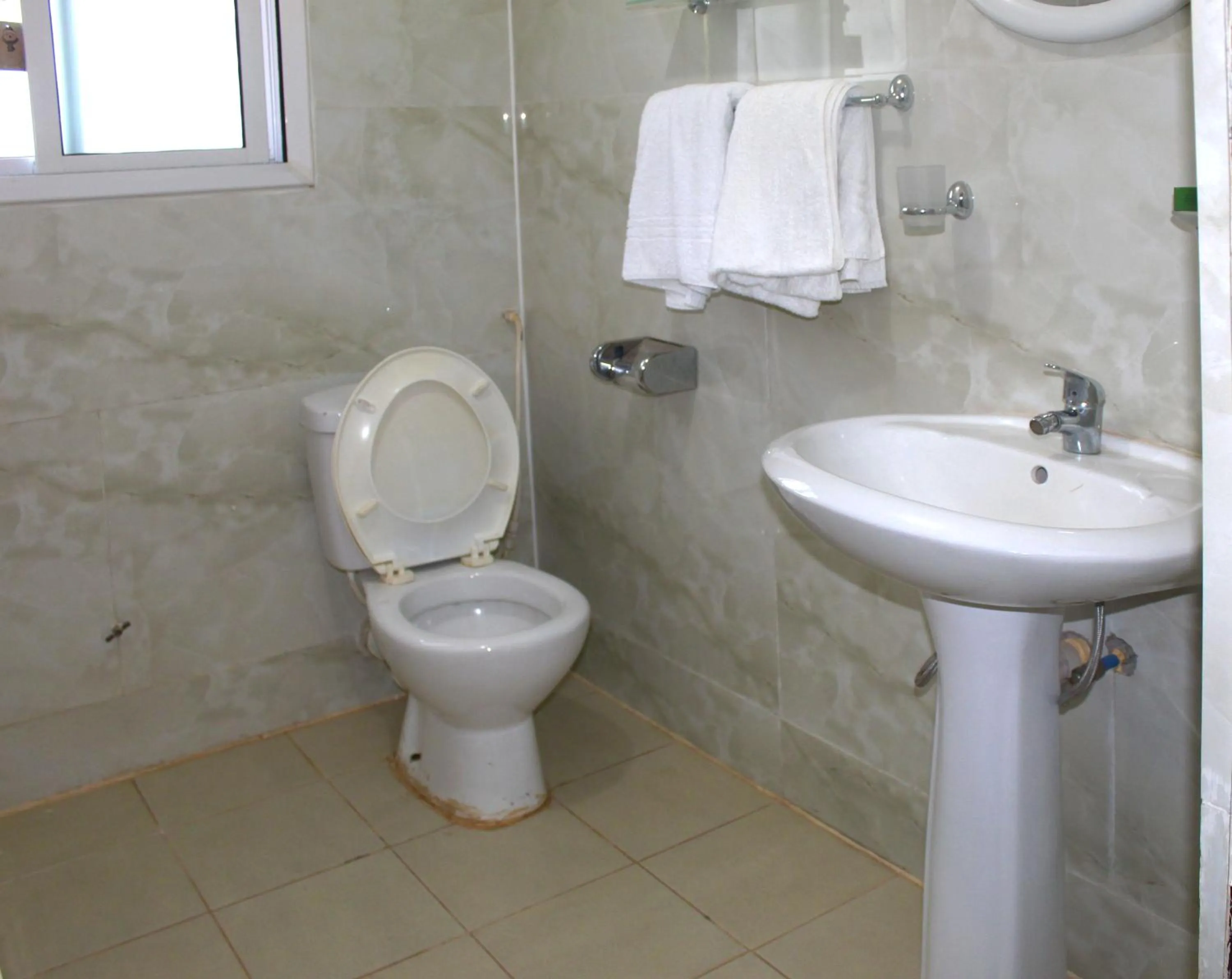 Bathroom in Harmony house apartments