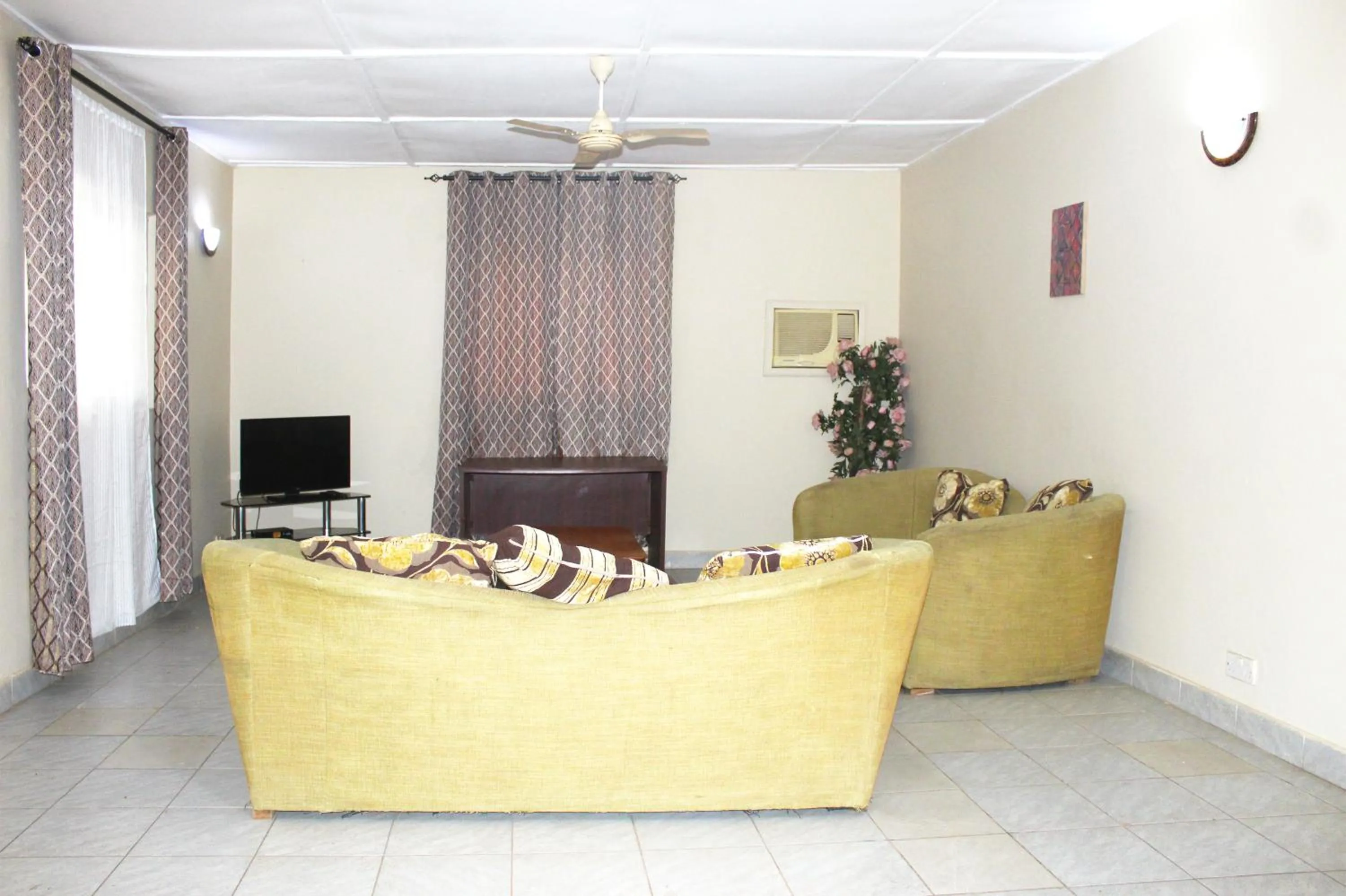 Living room in Harmony house apartments