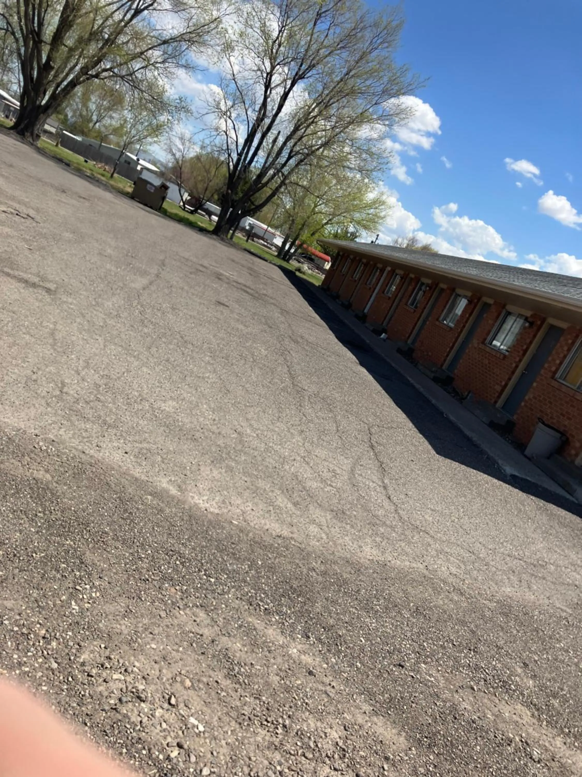 Tops Motel
