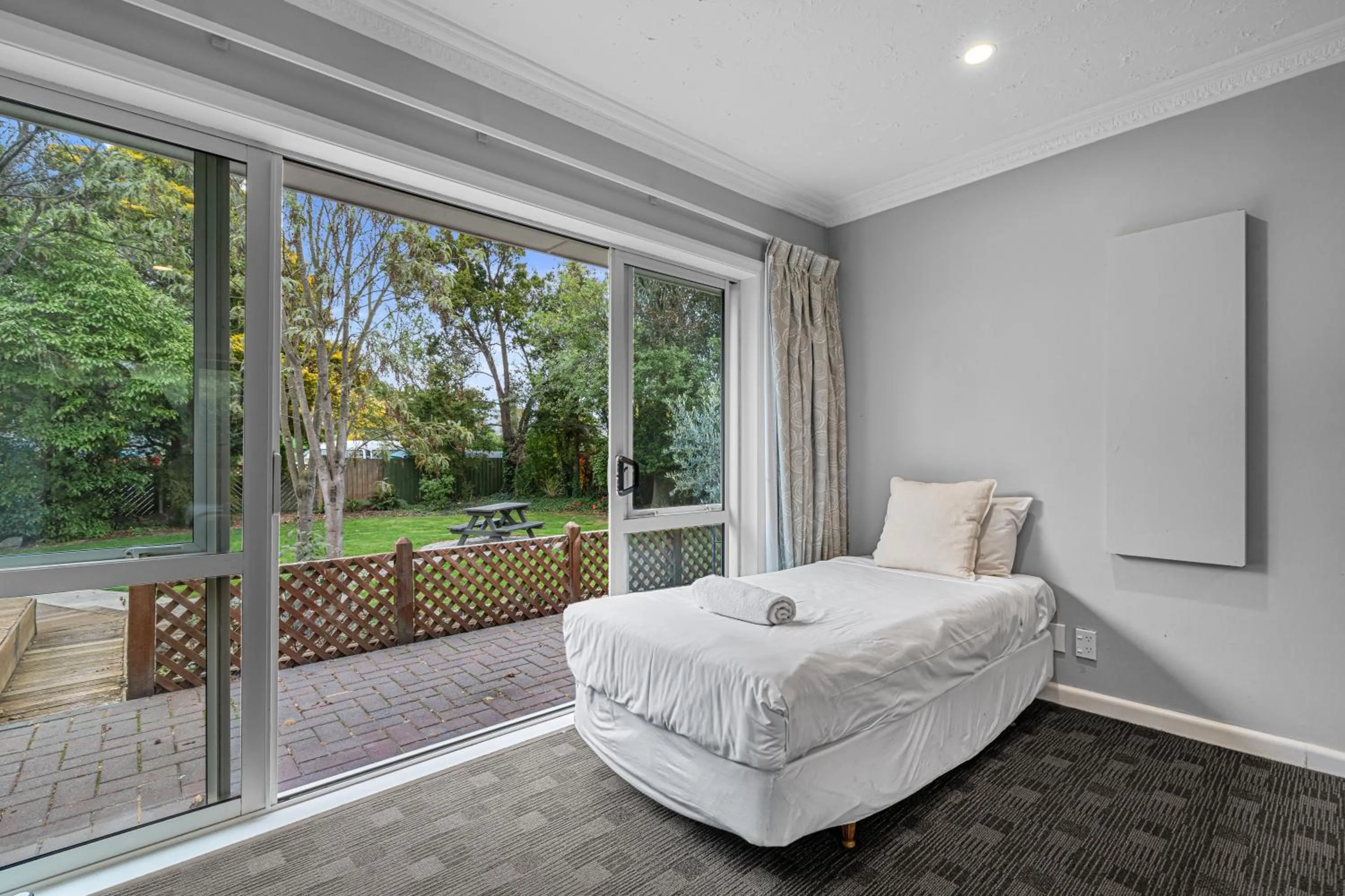 Bed in Tasman Holiday Parks - Christchurch