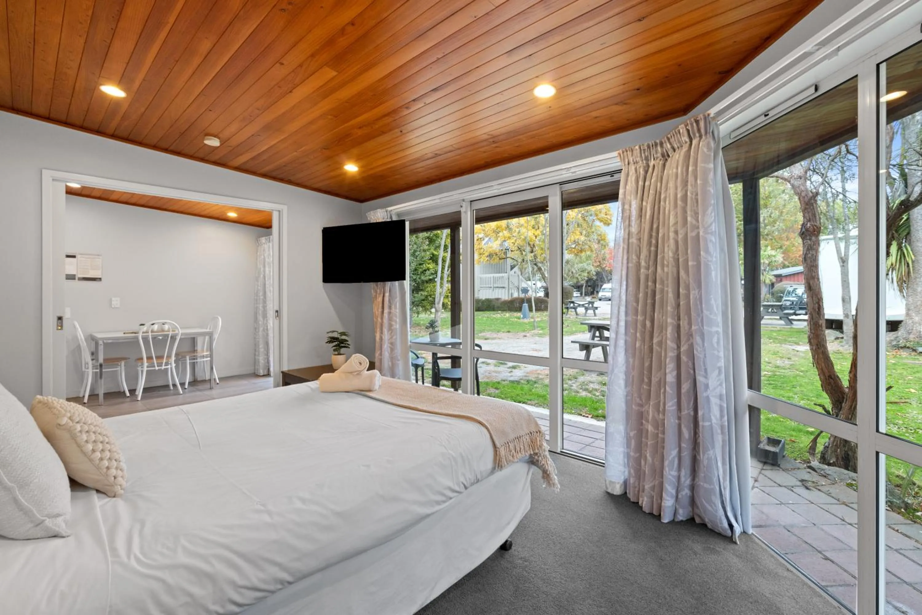 Bed in Tasman Holiday Parks - Christchurch