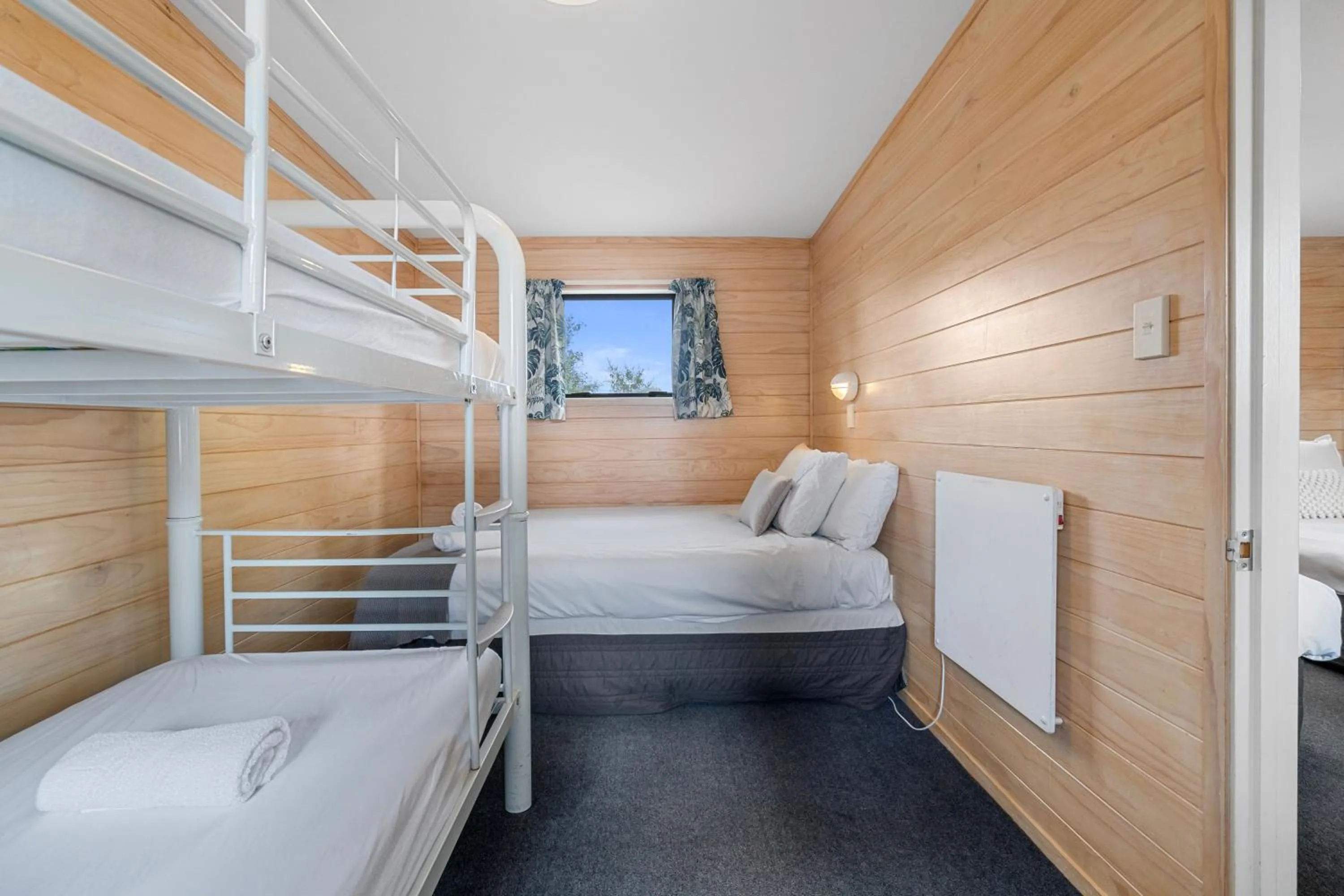 Bed in Tasman Holiday Parks - Christchurch