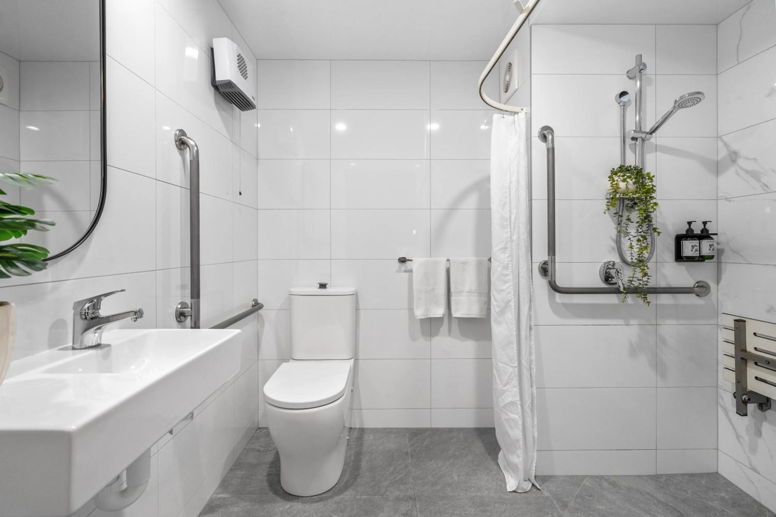 Bathroom in Tasman Holiday Parks - Christchurch