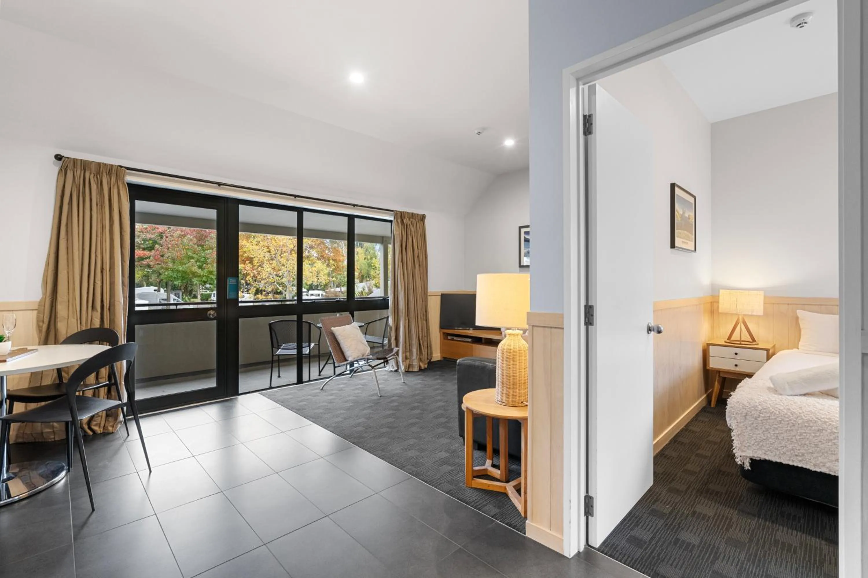 View (from property/room), Bed in Tasman Holiday Parks - Christchurch