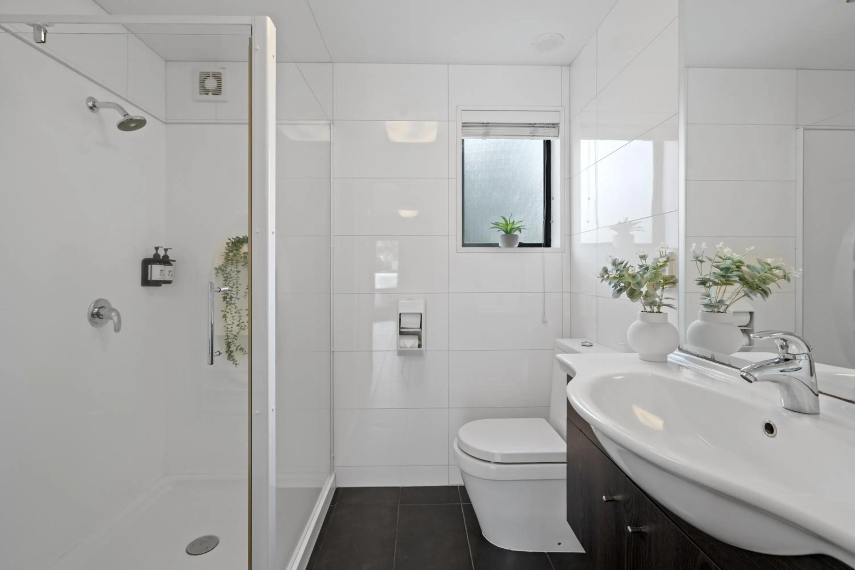 Bathroom in Tasman Holiday Parks - Christchurch