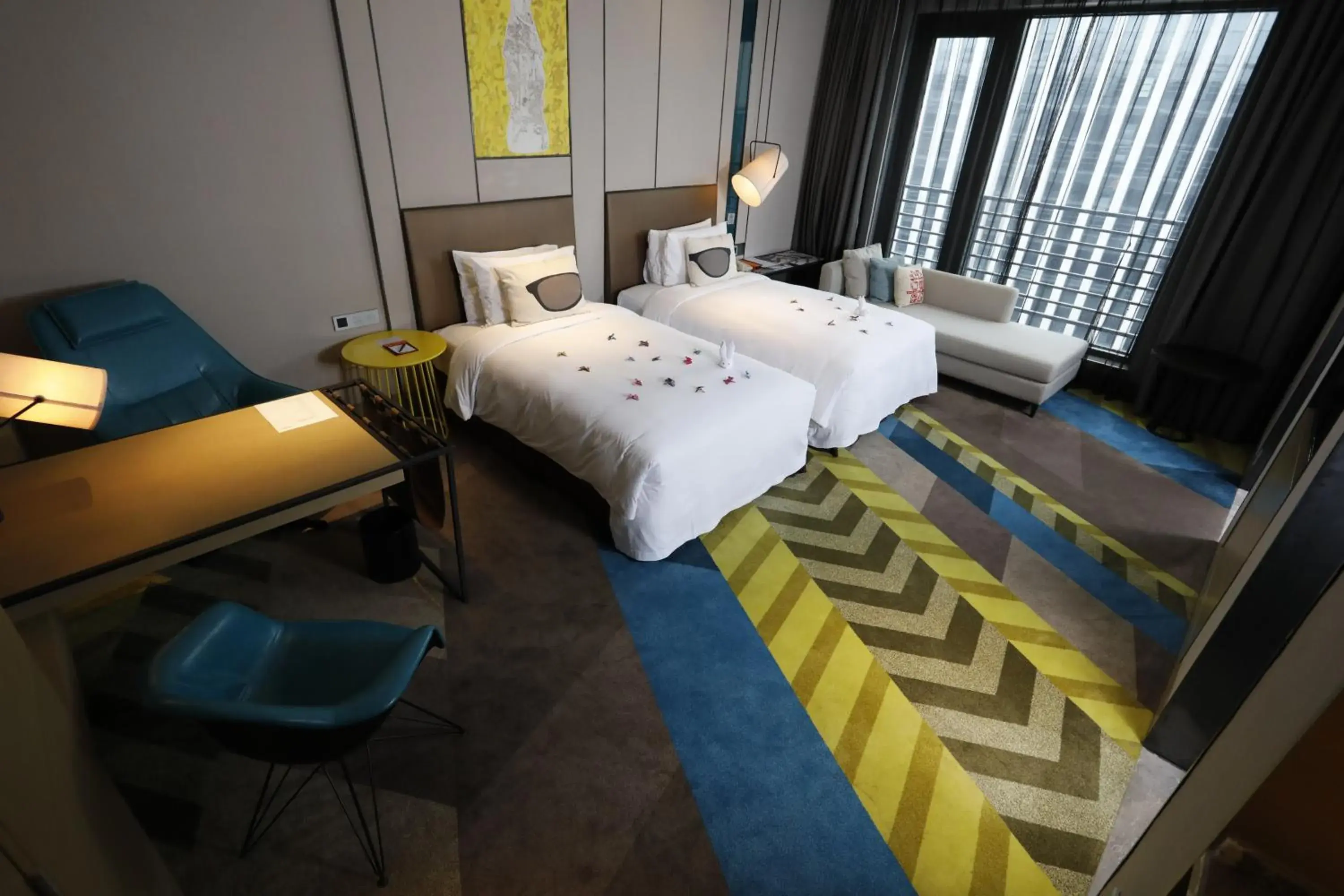 Bed in MiniMax Premier Hotel Shanghai Hongqiao