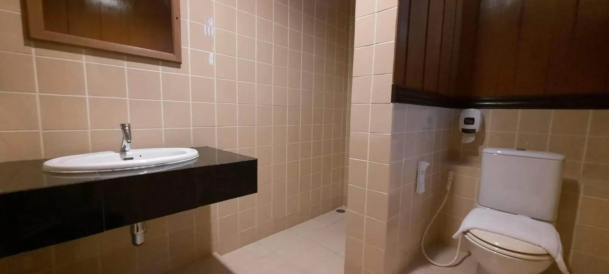 Baan Talay See Cream Resort