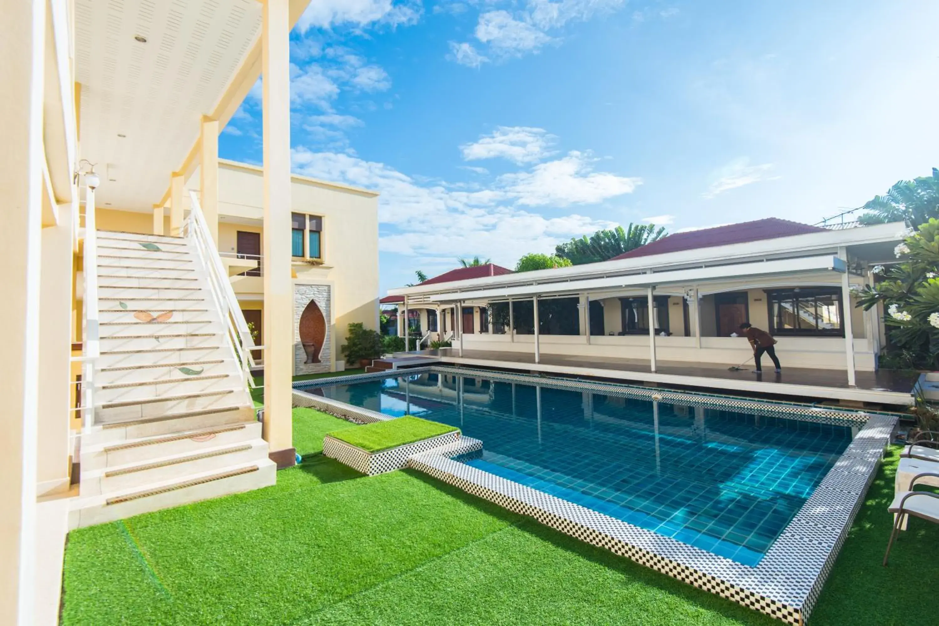 Swimming pool in Baan Talay See Cream Resort Swimming pool in Baan Talay See Cream Resort