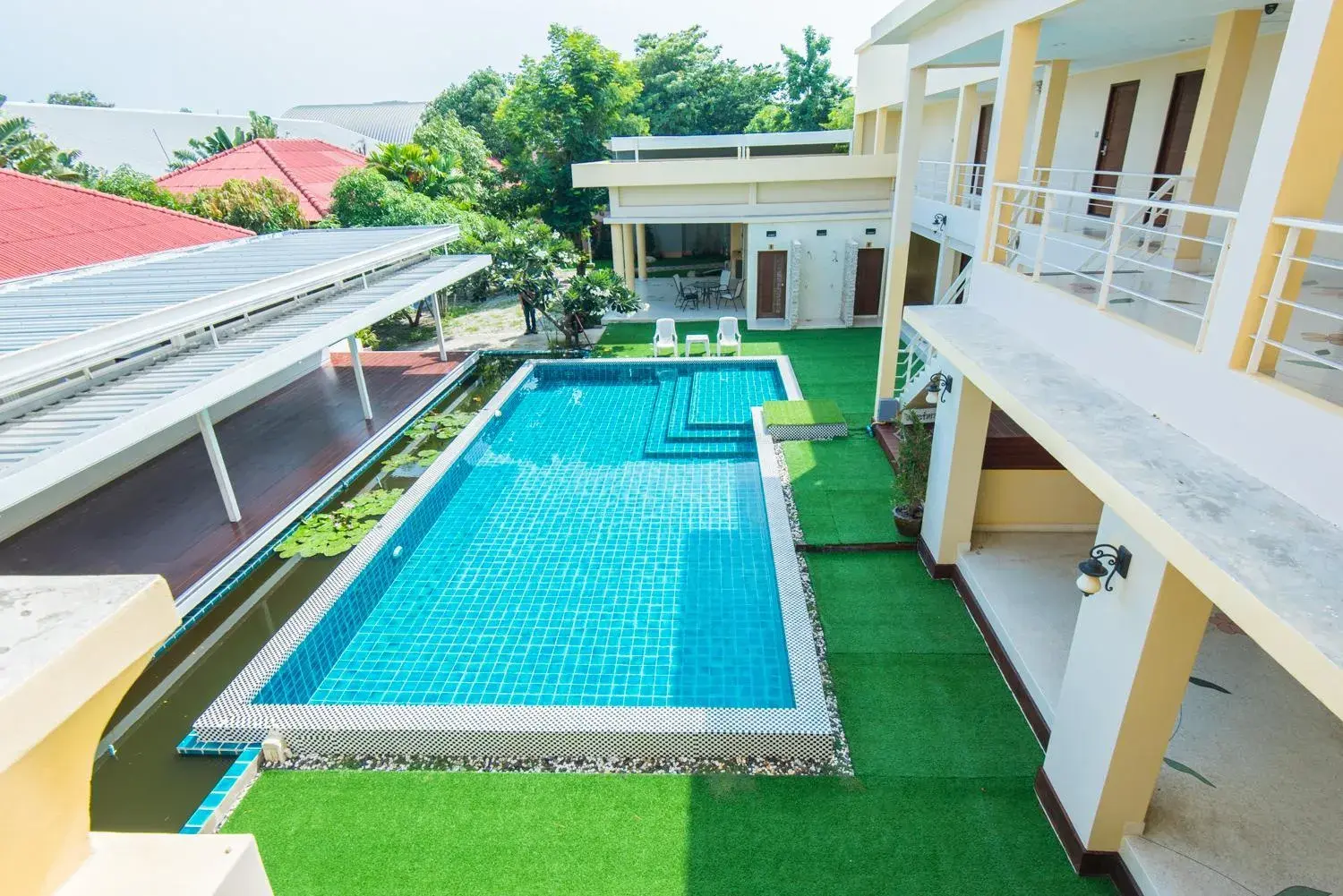 Swimming pool in Baan Talay See Cream Resort Swimming pool in Baan Talay See Cream Resort