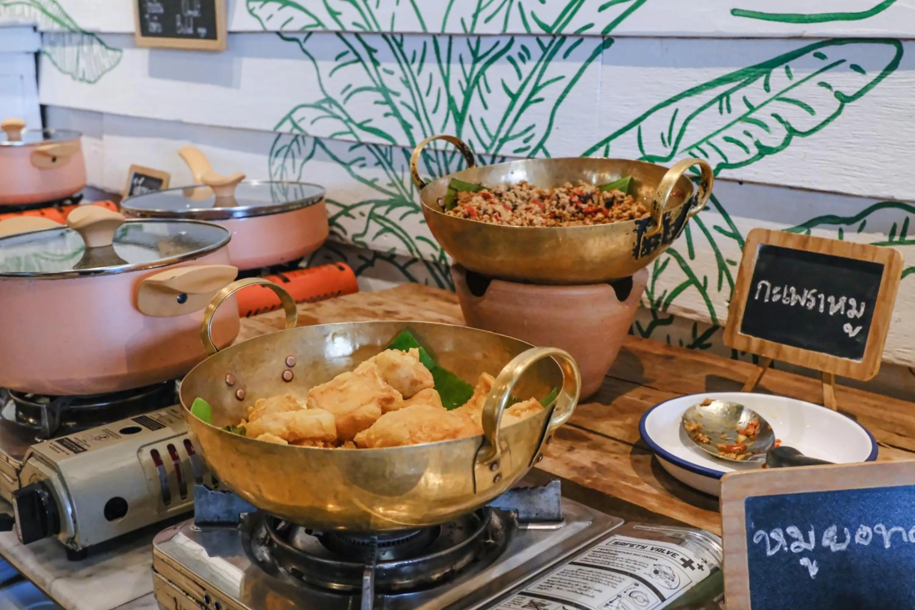 Breakfast in Brown House Hotel