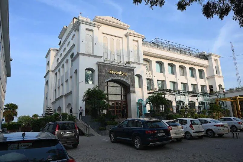 Debenture Hotel Karnal