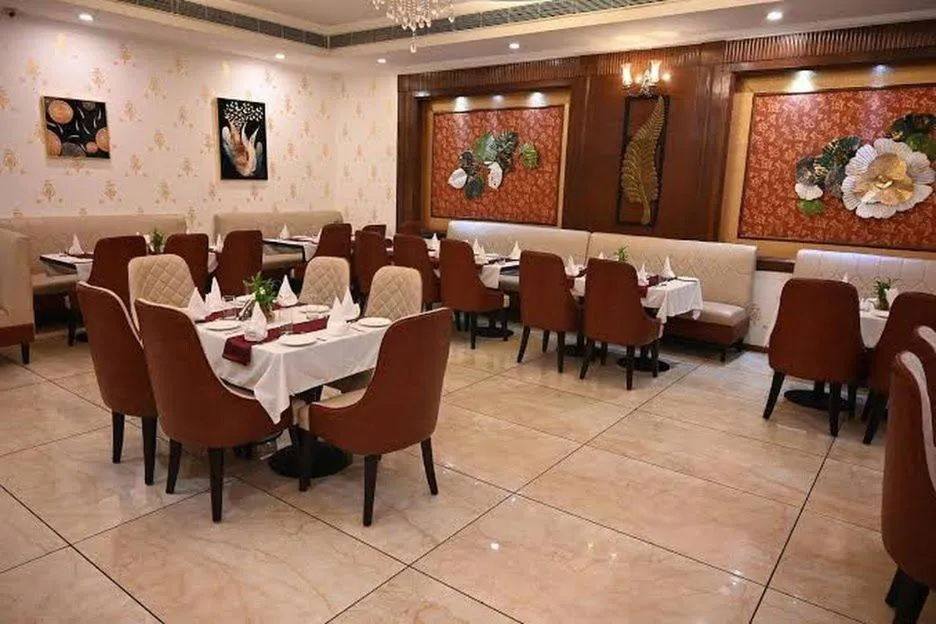 Debenture Hotel Karnal