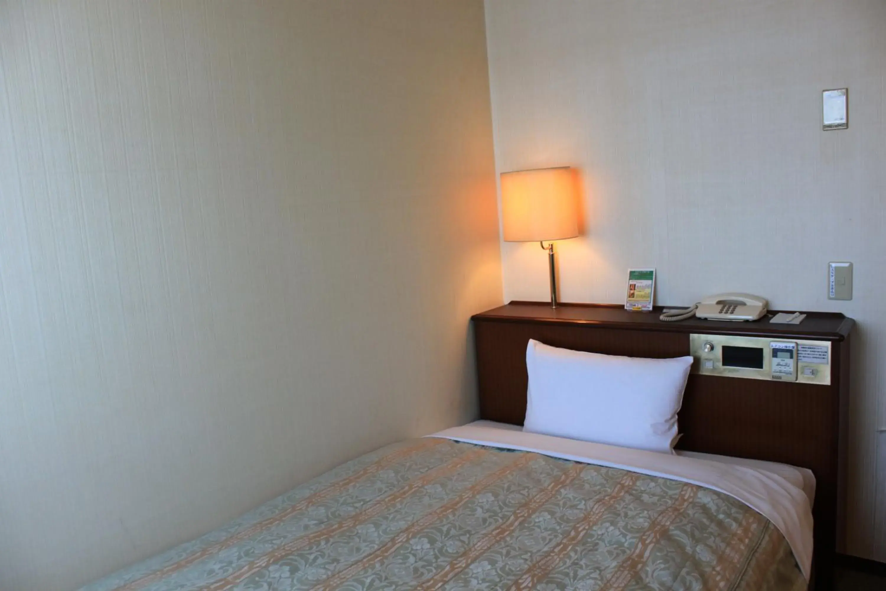 Single Room in Ichihara Marine Hotel Single Room in Ichihara Marine Hotel