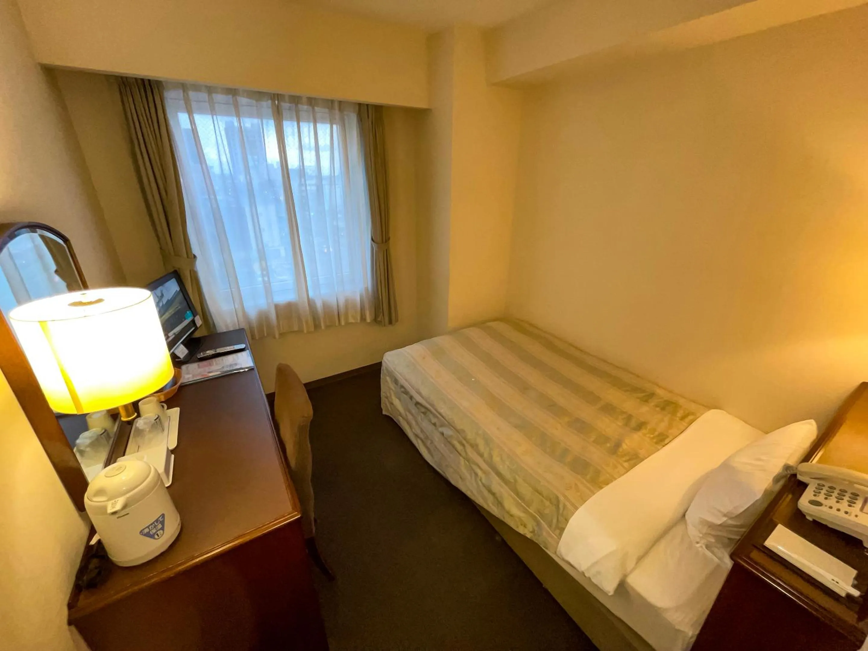 Photo of the whole room, Bed in Ichihara Marine Hotel