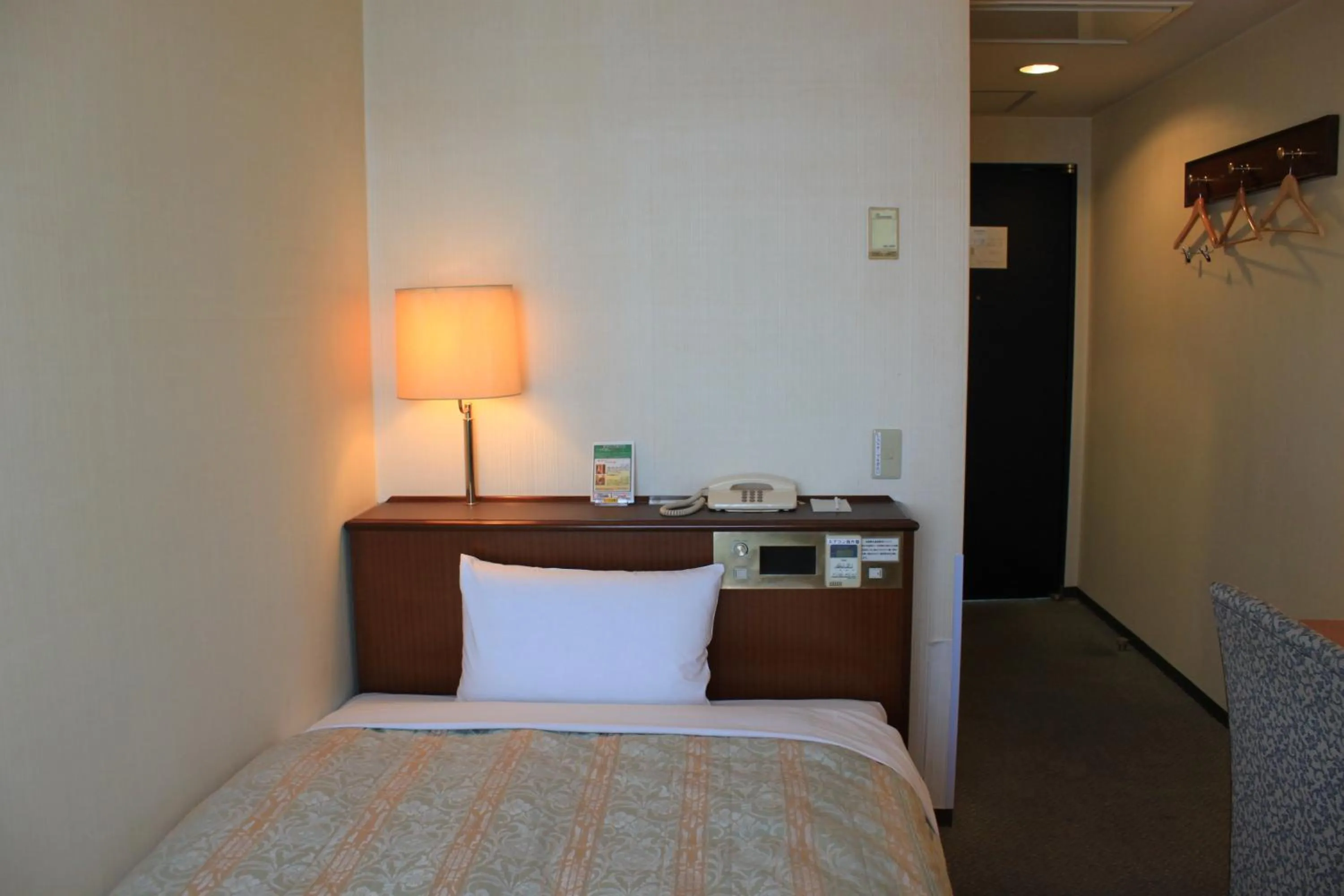 Bed in Ichihara Marine Hotel