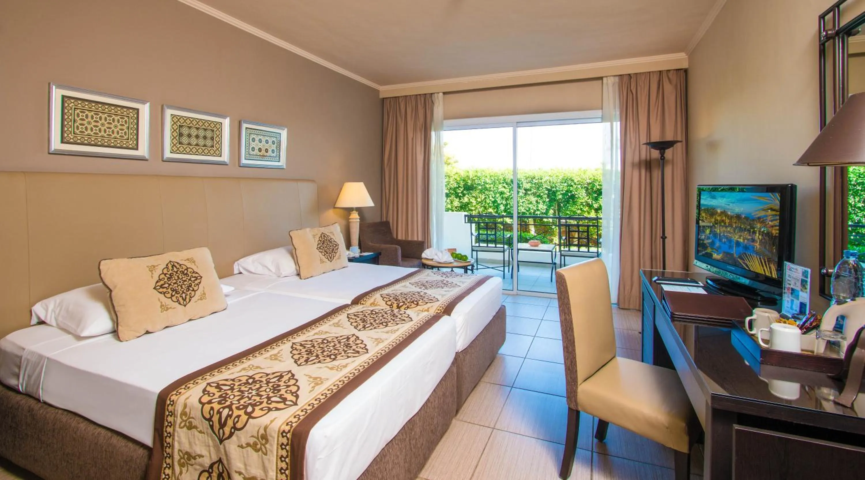 Superior Twin Room in JAZ Fanara Resort