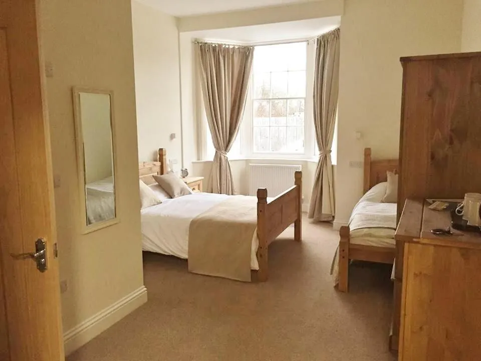 Three Crowns Guest House
