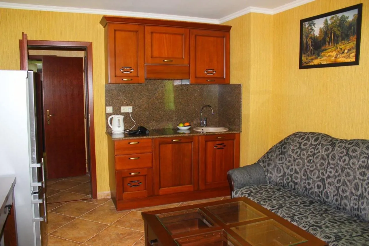 Kitchen or kitchenette in Villa Katalina