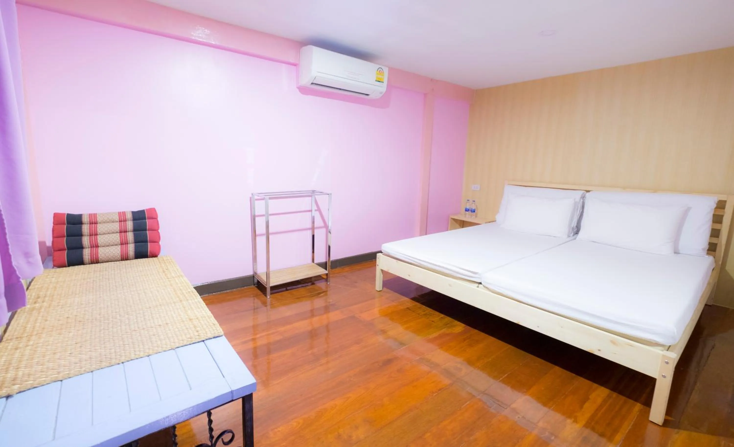 Bedroom, Bed in Check-in My Hostel