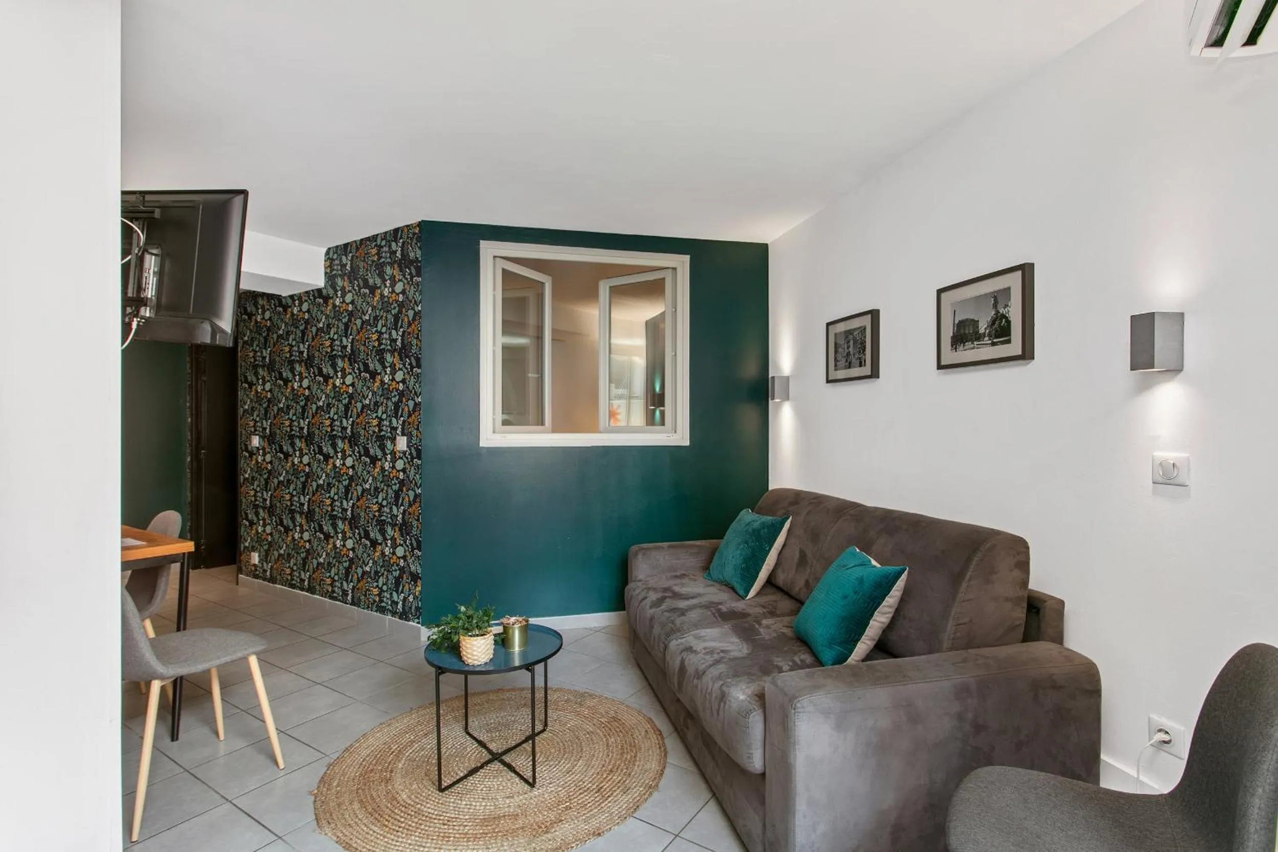 Coeur Urbain Apartments - Place de la Comédie