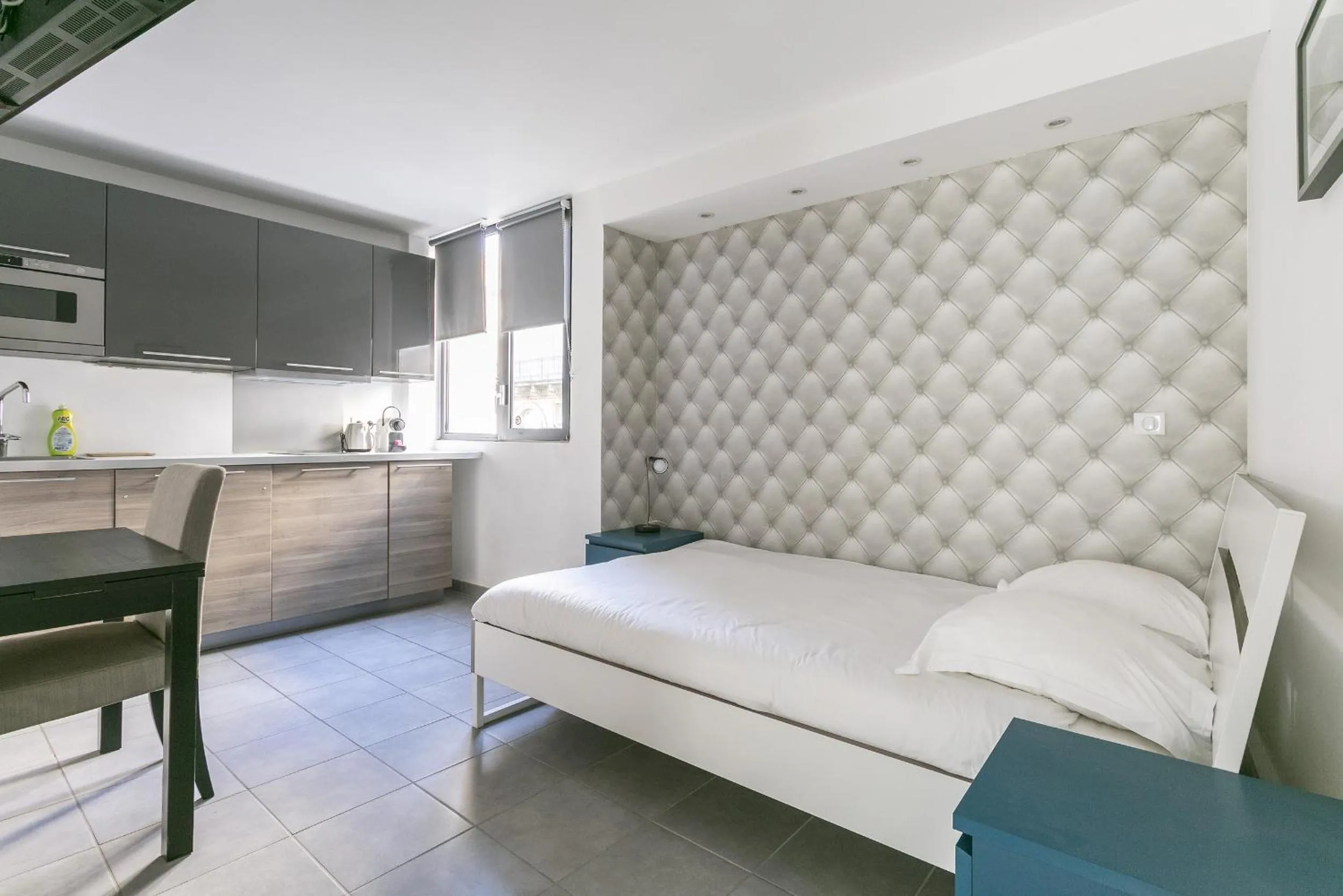 Apartment in Coeur Urbain Apartments - Place de la Comédie