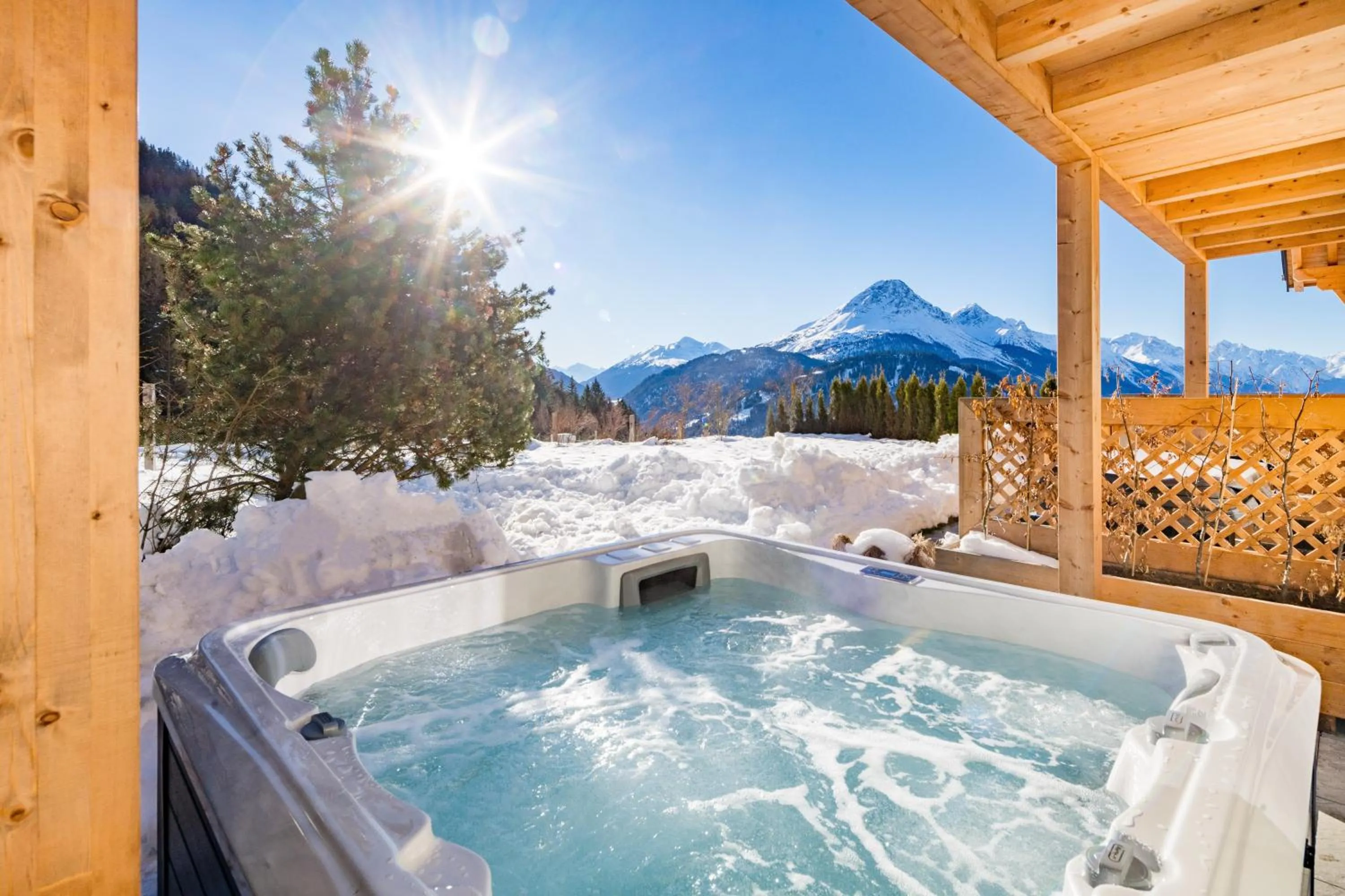 Hot Tub in Hotel Regnum Zegg