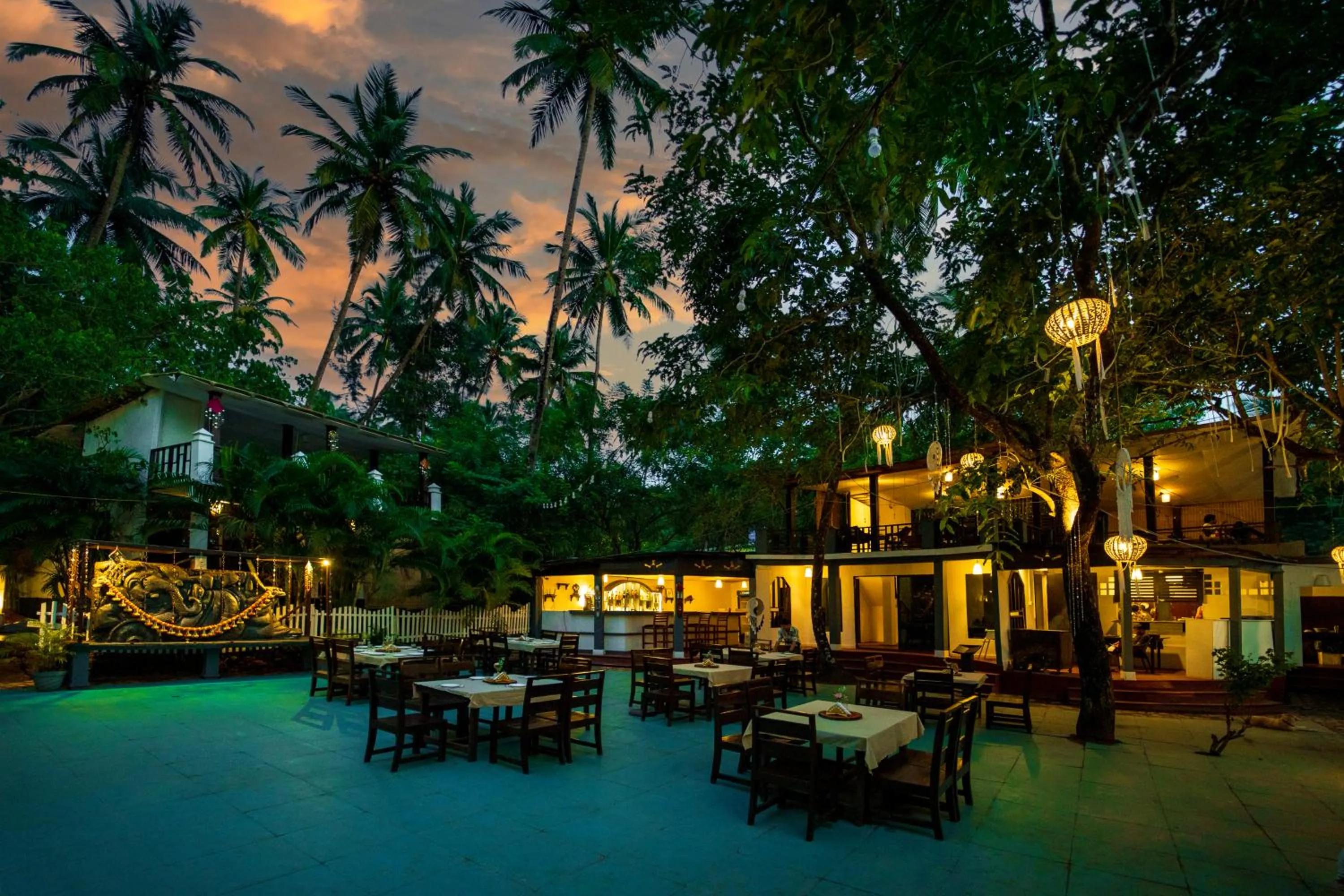 Restaurant/places to eat in La La Land Resort Goa