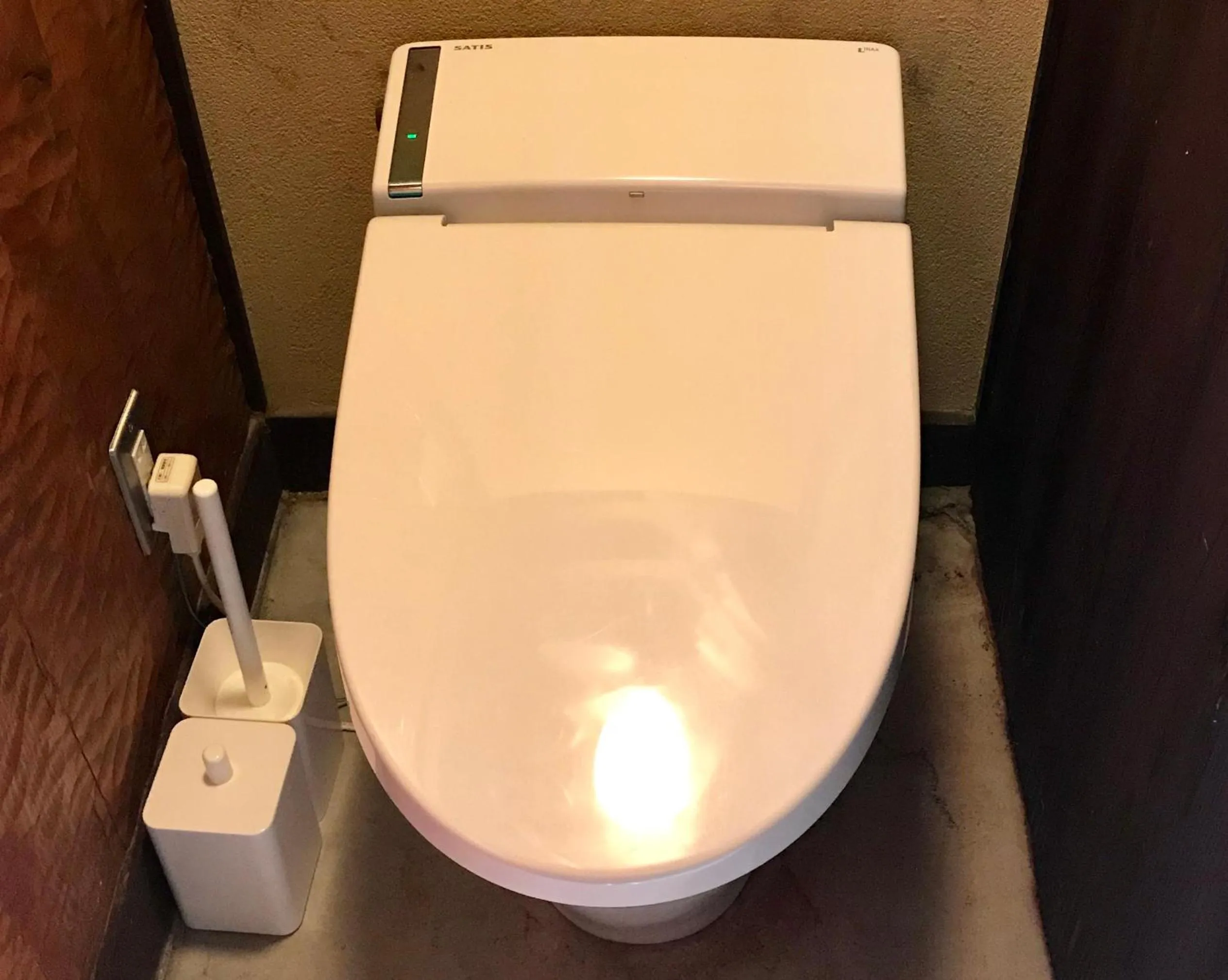 Toilet in Roman Kan