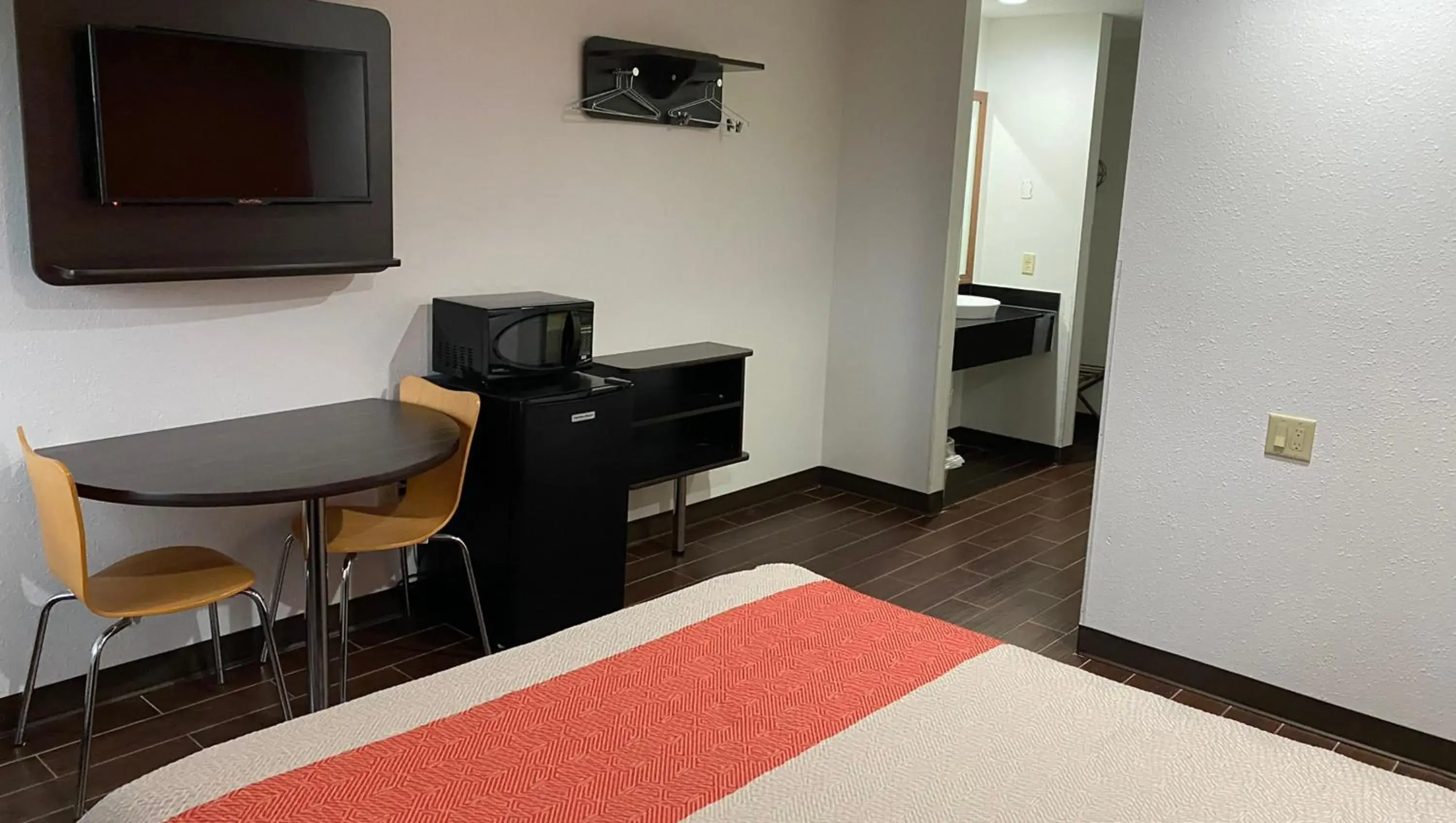 Photo of the whole room in Relax Inn Photo of the whole room in Relax Inn