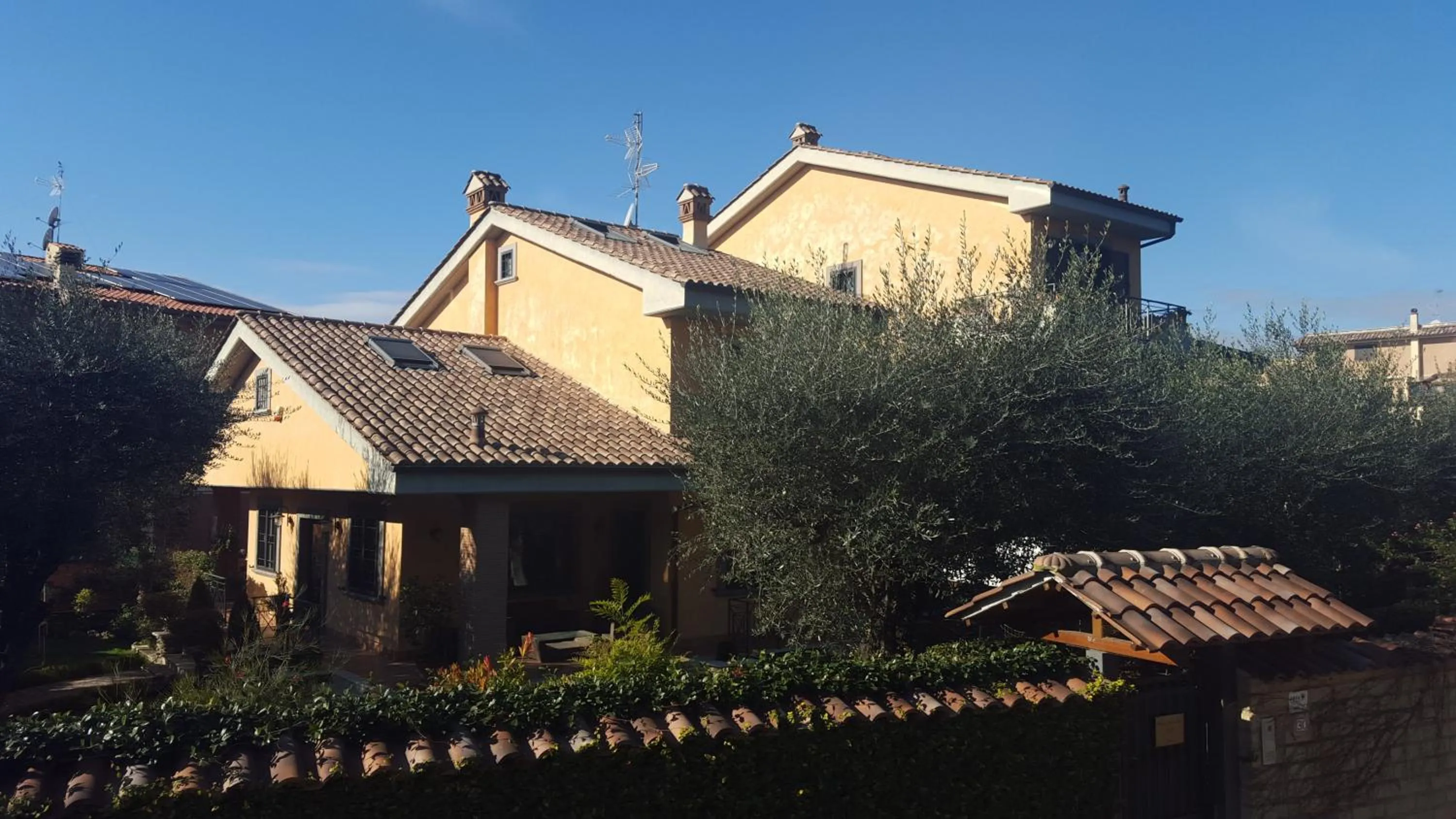 Property building in Aurelia Garden Gold B&B