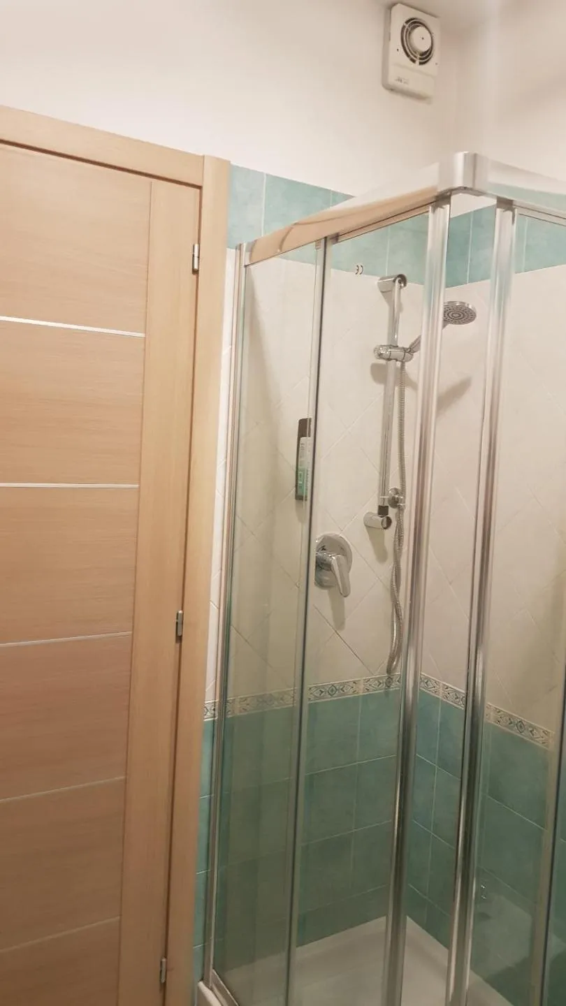 Bathroom in Aurelia Garden Gold B&B