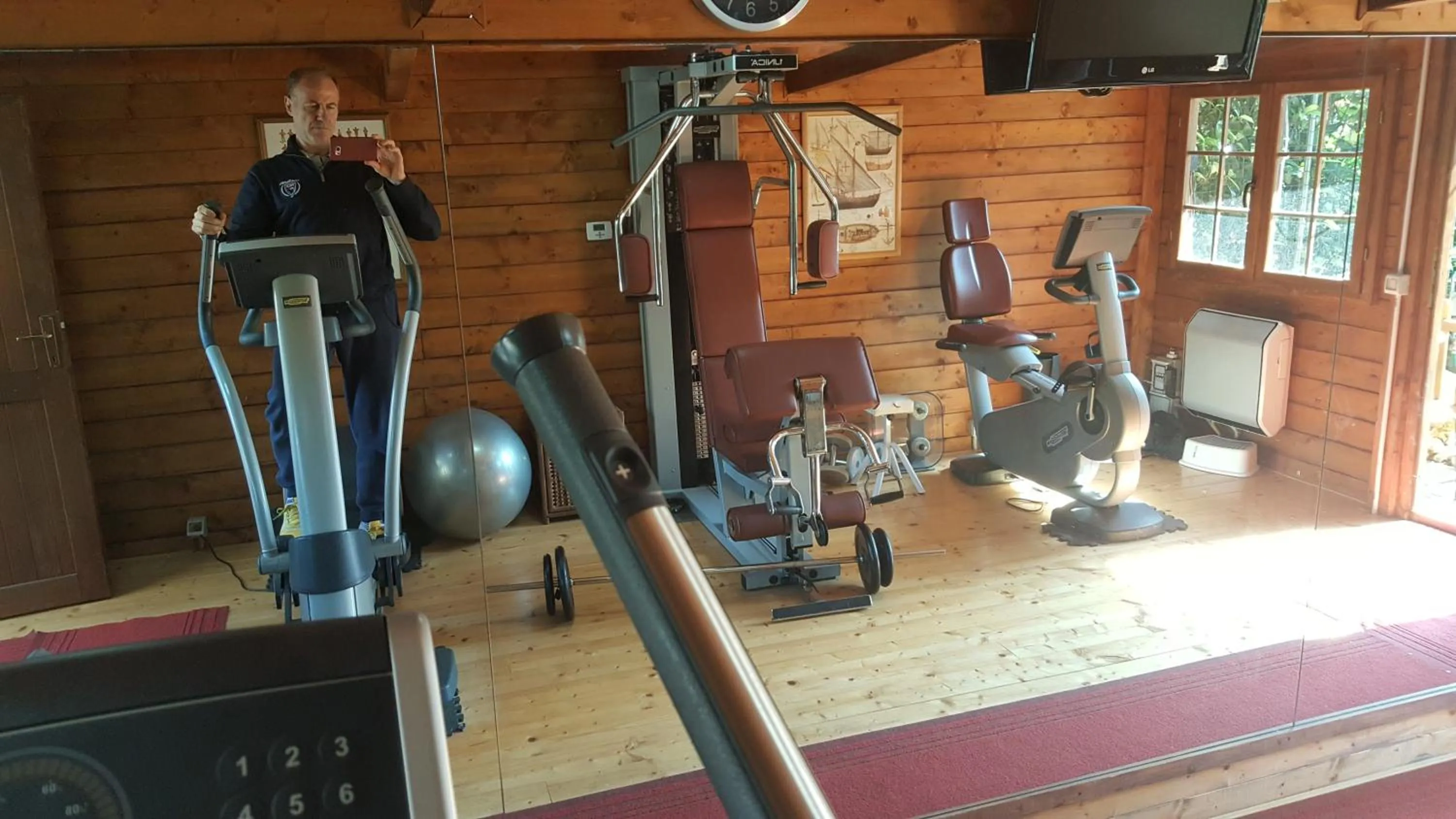 Fitness centre/facilities in Aurelia Garden Gold B&B