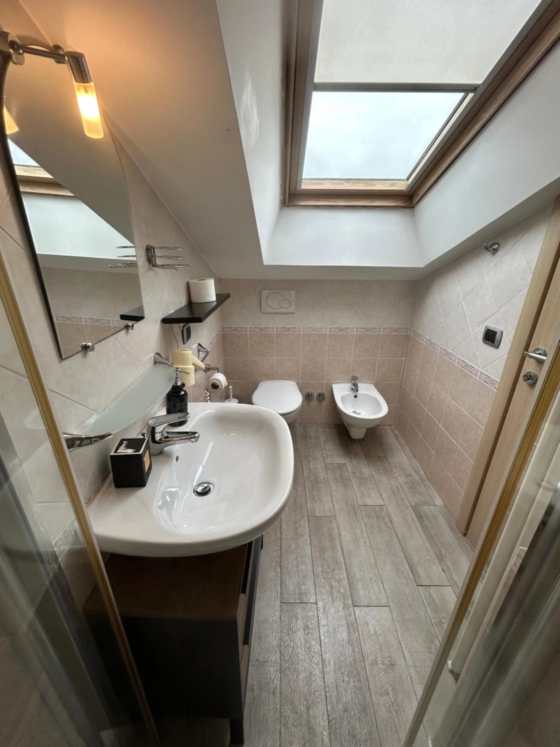 Bathroom in Aurelia Garden Gold B&B