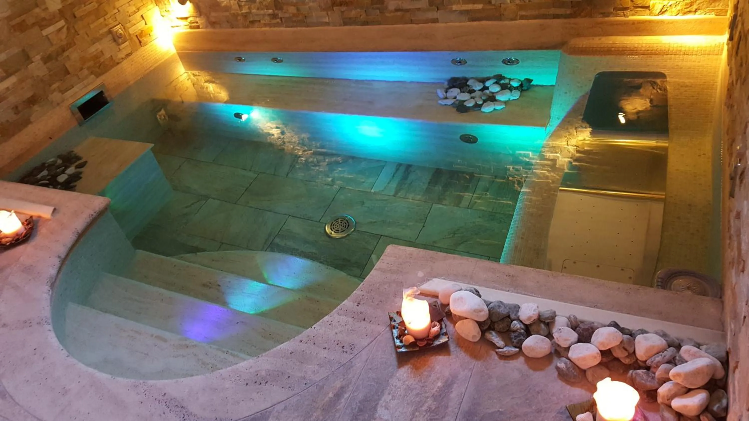 Spa and wellness centre/facilities in Aurelia Garden Gold B&B