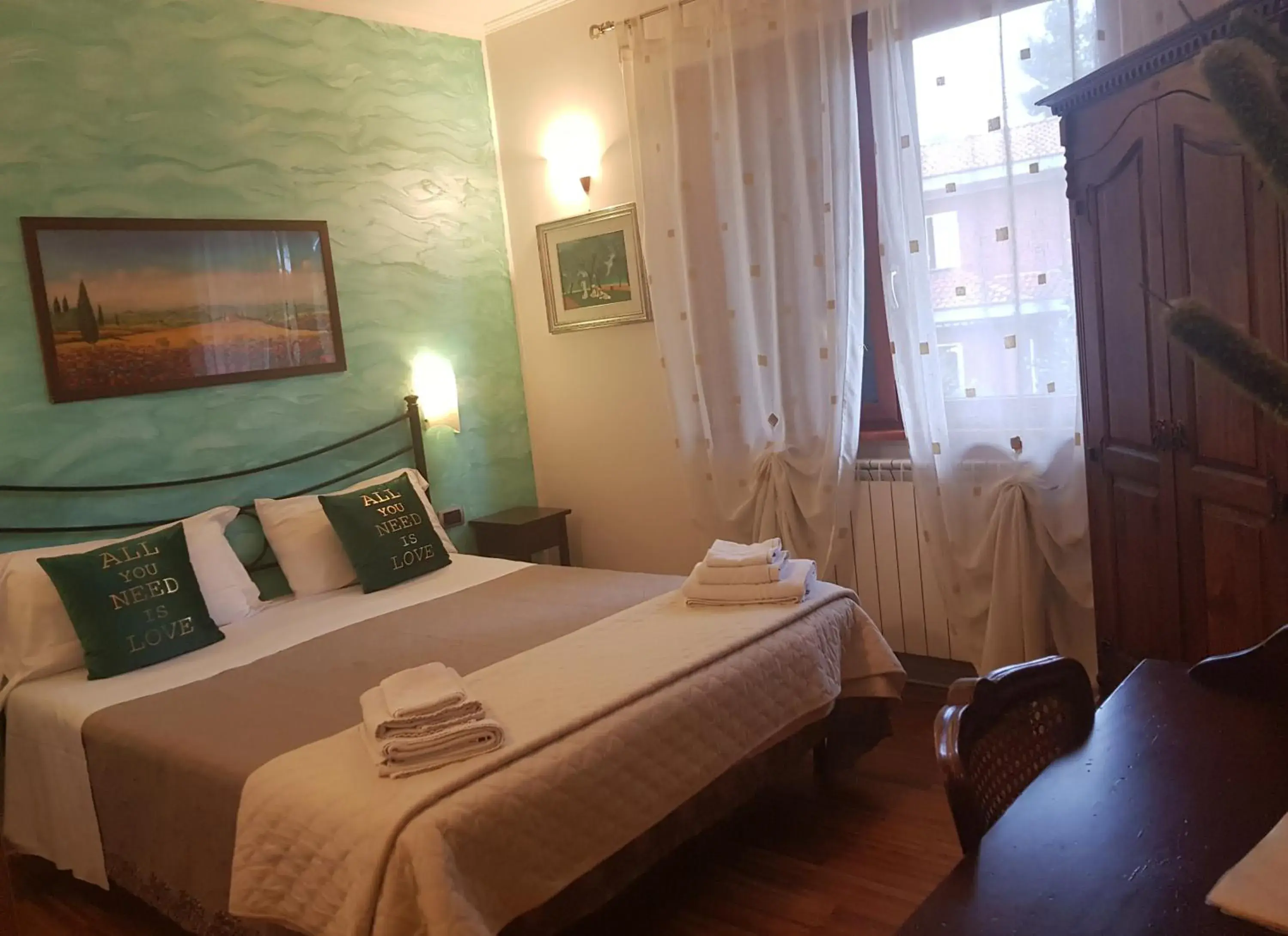 Double Room in Aurelia Garden Gold B&B Double Room in Aurelia Garden Gold B&B