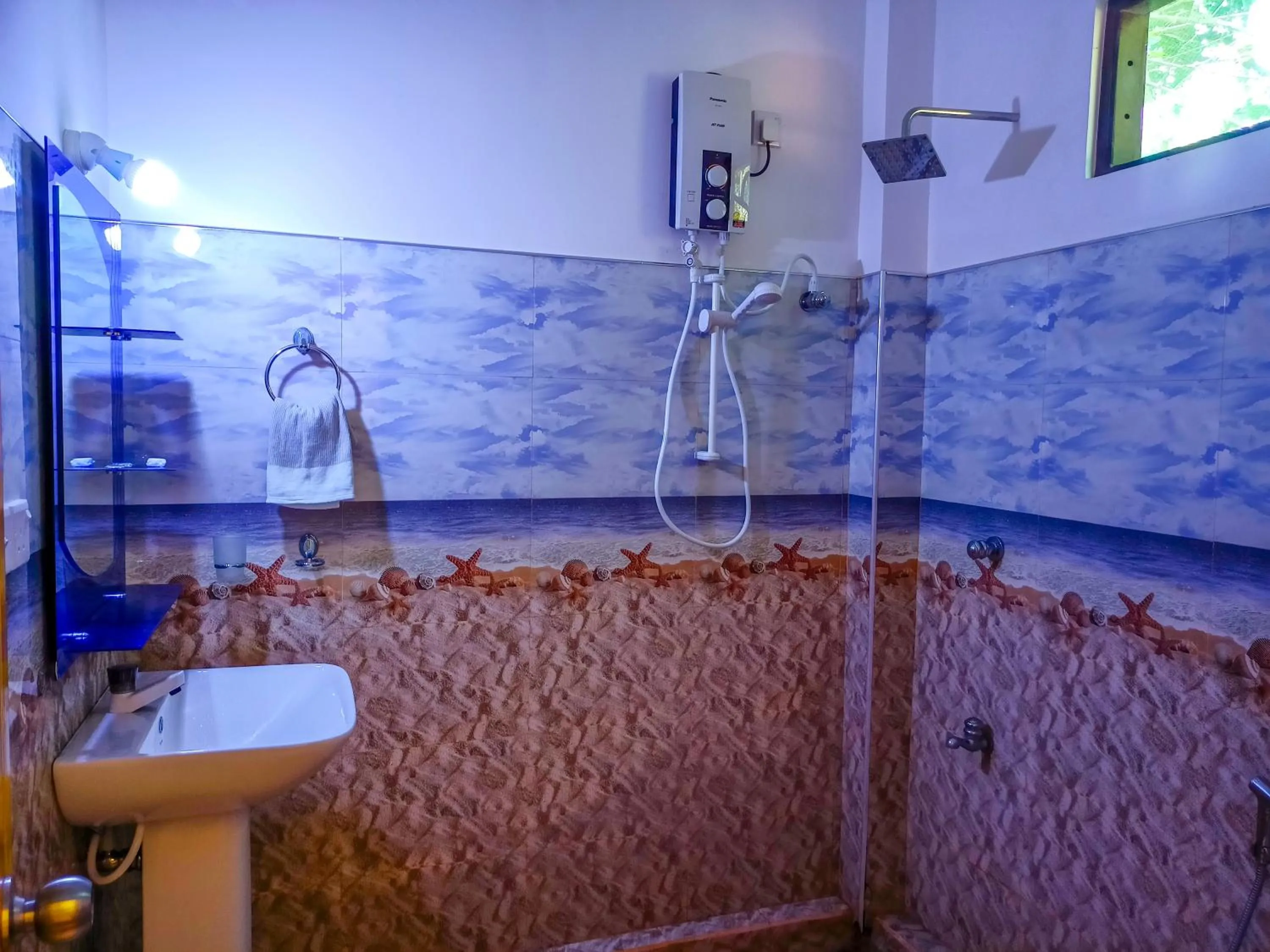 Bathroom in Sigiri Tarushan Home Stay
