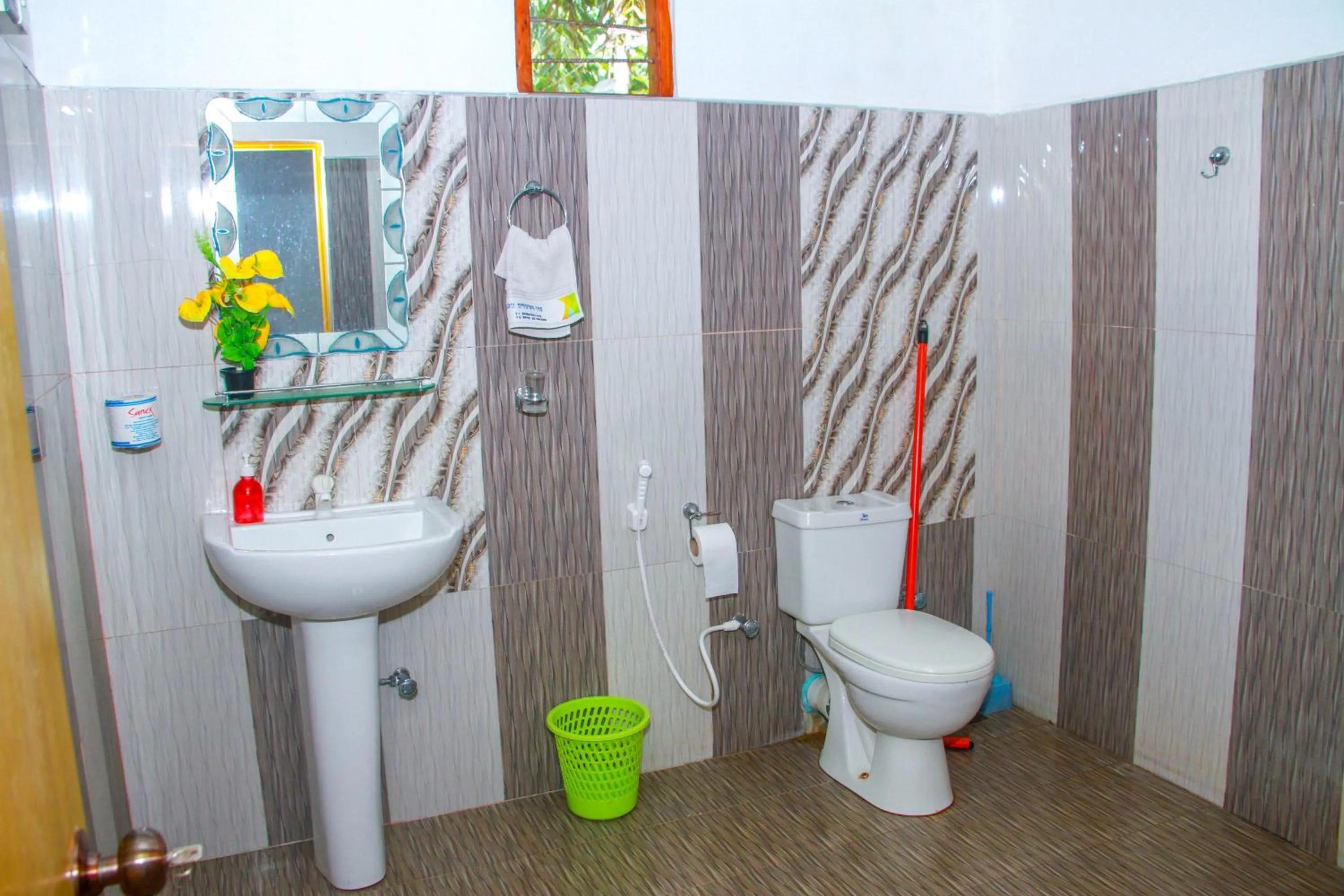 Bathroom in Sigiri Tarushan Home Stay