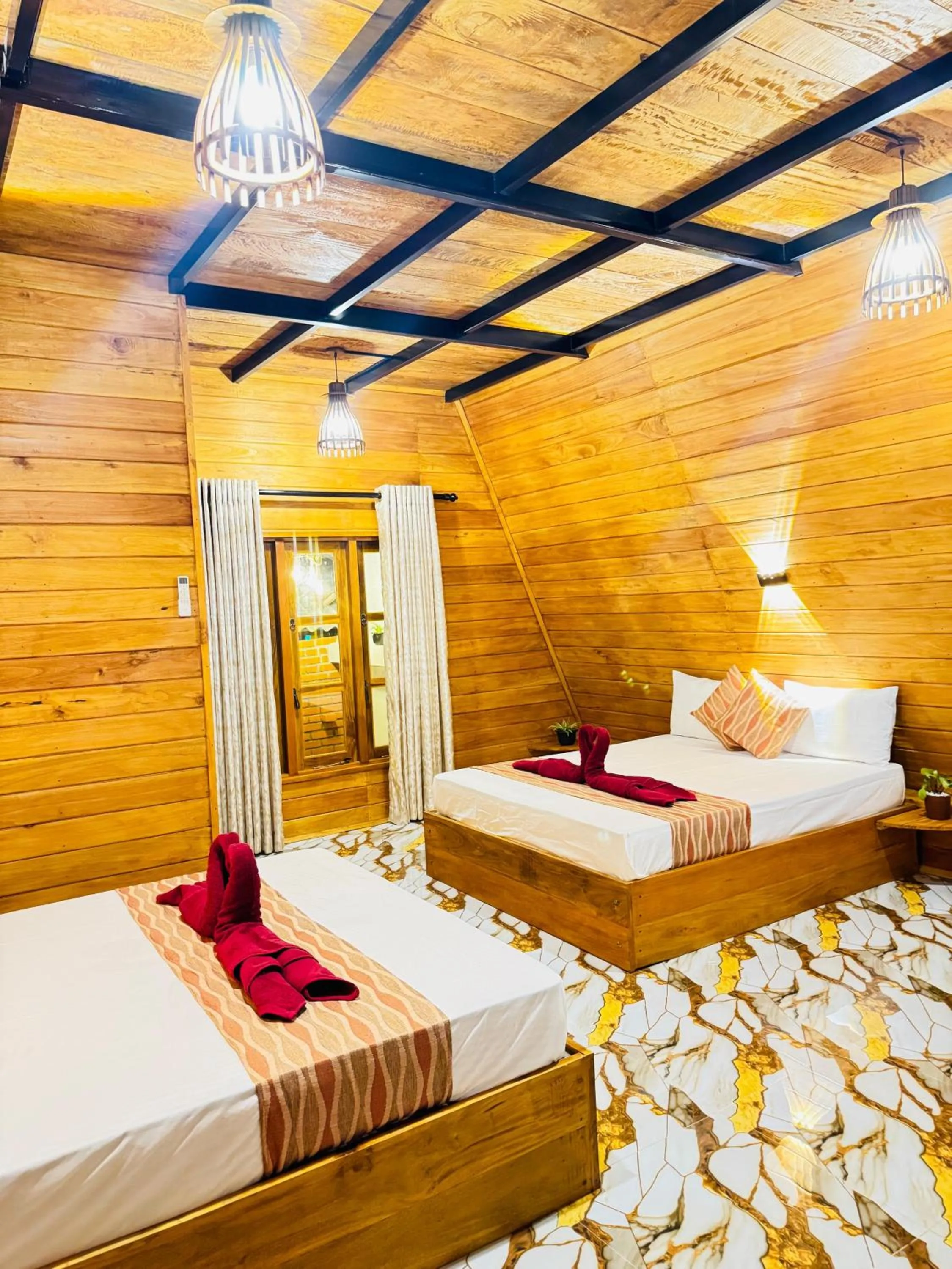 Photo of the whole room, Bed in Sigiri Tarushan Home Stay