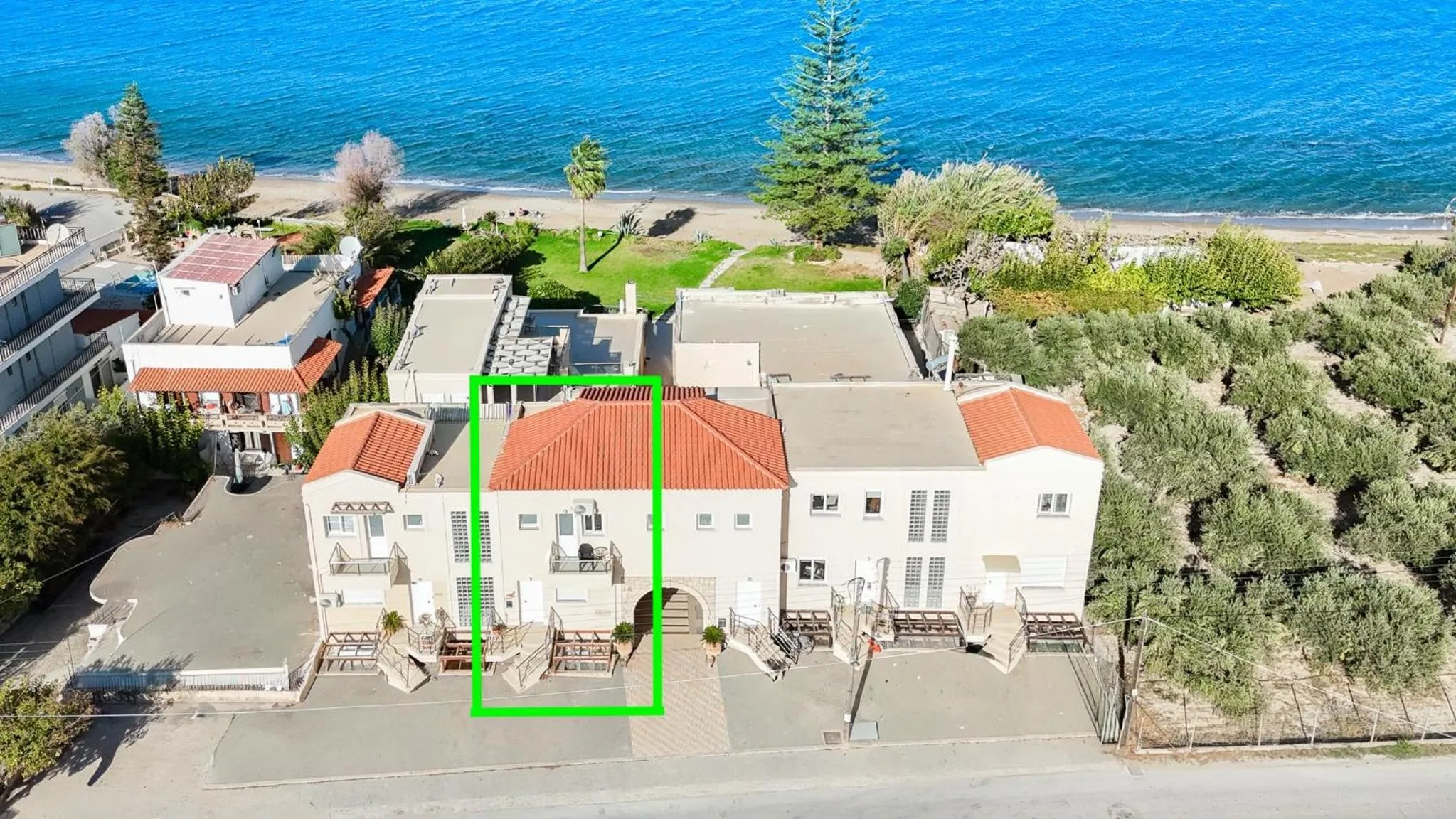 Kalyves Sand- Beach front apartment